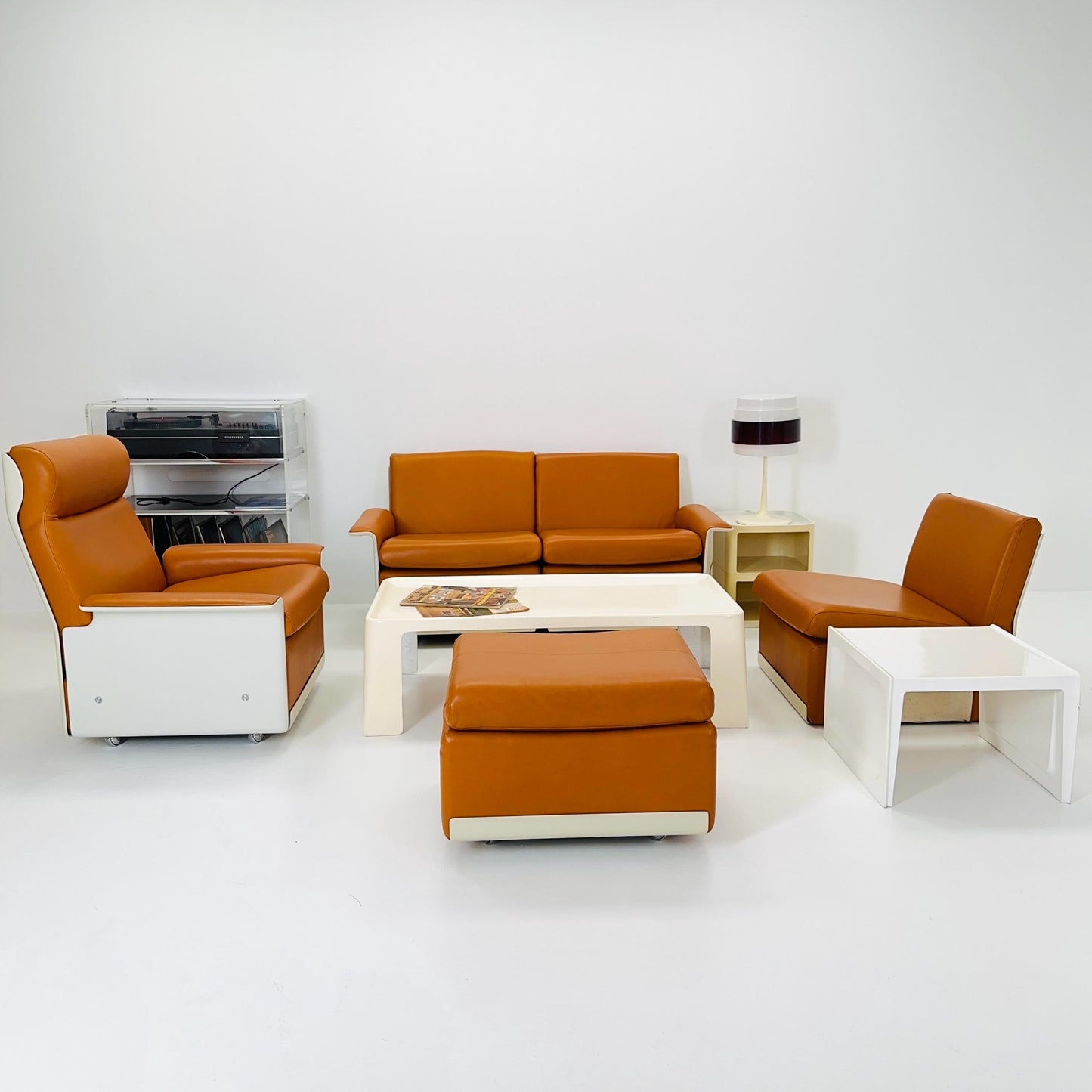Mid-century modern cognac leather sofa set RZ62 by Dieter Rams for Vitsoe, 1960s Germany