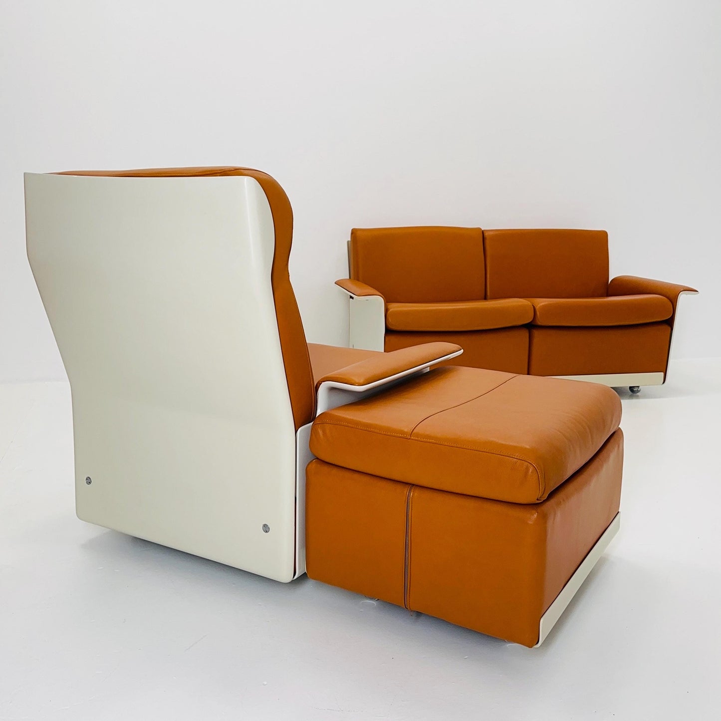 Mid-century modern cognac leather sofa set RZ62 by Dieter Rams for Vitsoe, 1960s Germany