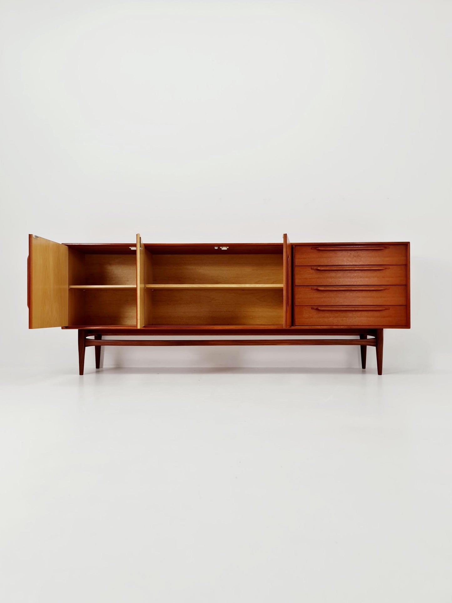 Mid-Century German vintage Sideboard by Heinrich Riestenpatt model RT 200 TYP , 1960s