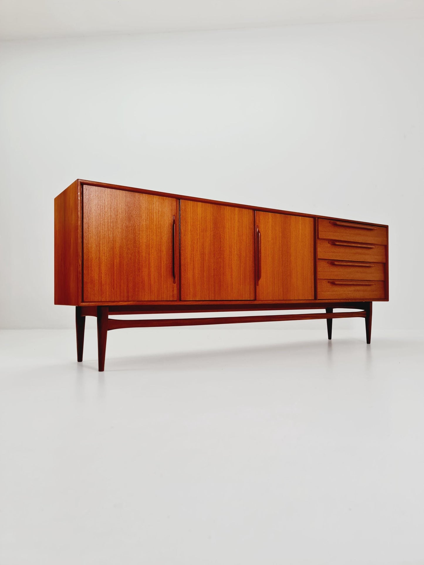 Mid-Century German vintage Sideboard by Heinrich Riestenpatt model RT 200 TYP , 1960s