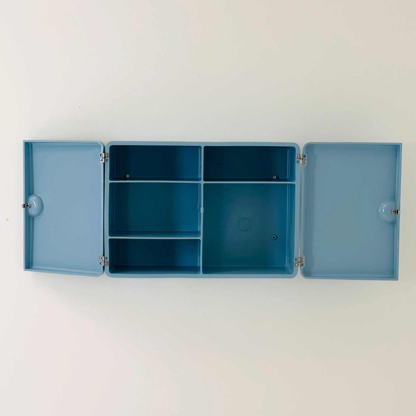 Mid century ‘Spluga’ Bathroom Cabinet by Prodotti CM Torino, 1970s | Blue Turquoise Cabinet | Italian Pharmacy Cabinet