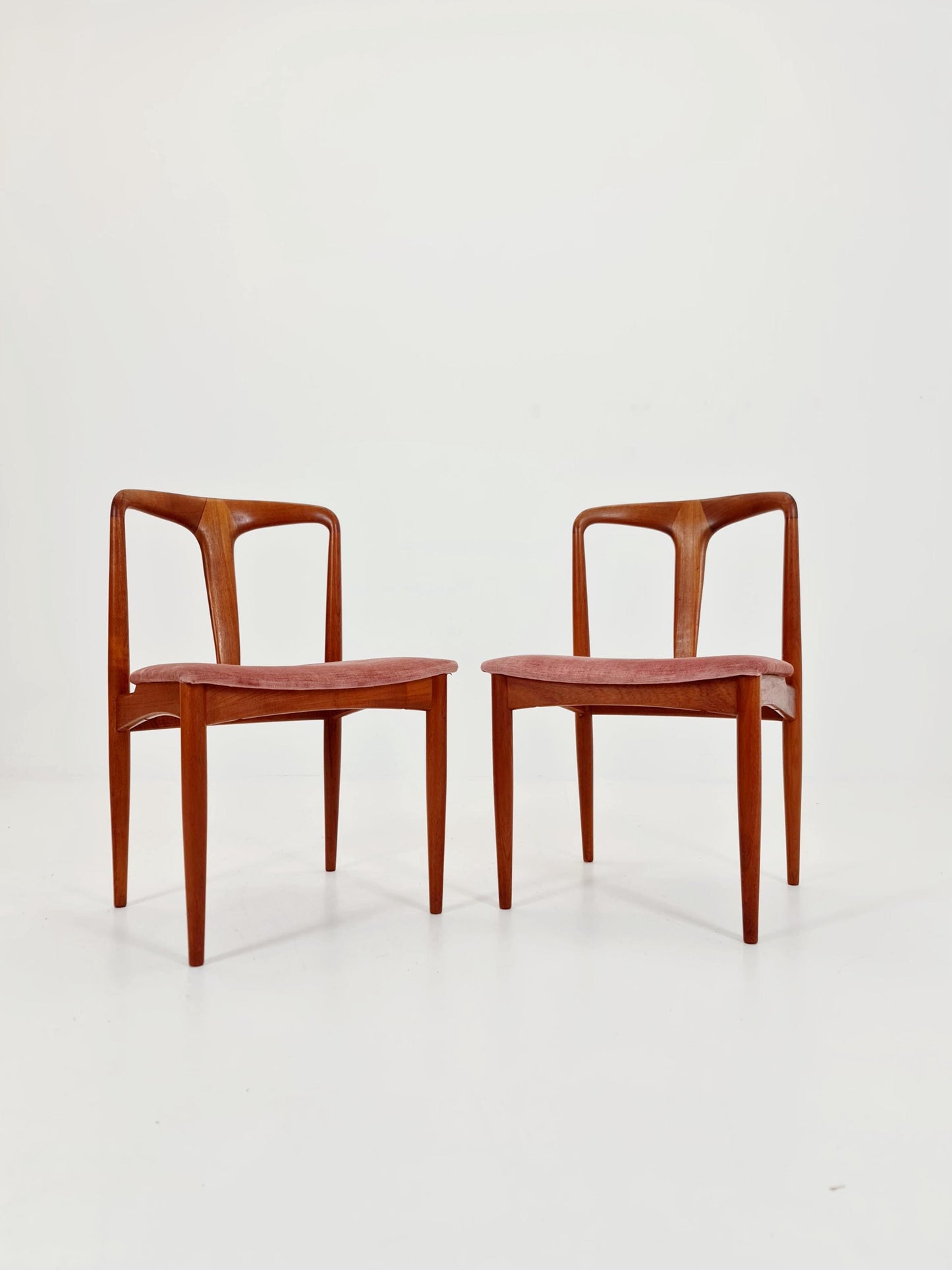 Vintage Danish teak dining chair by johannes Andersen for Uldum Mobelfabrik , 1960s set of 2,