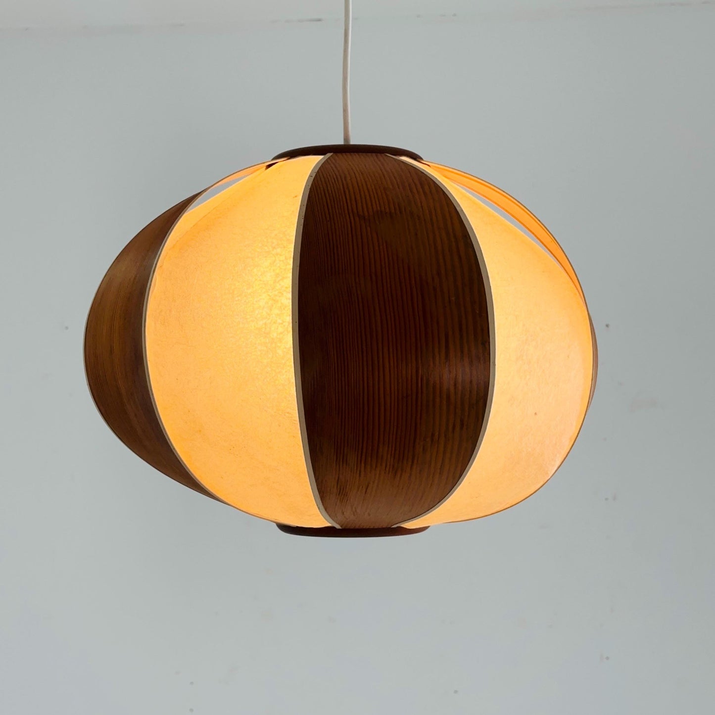 Mid-Century Modern Teak Veneer & Rice Paper Pendant Lamp | Japandi Ceiling Light 1980s