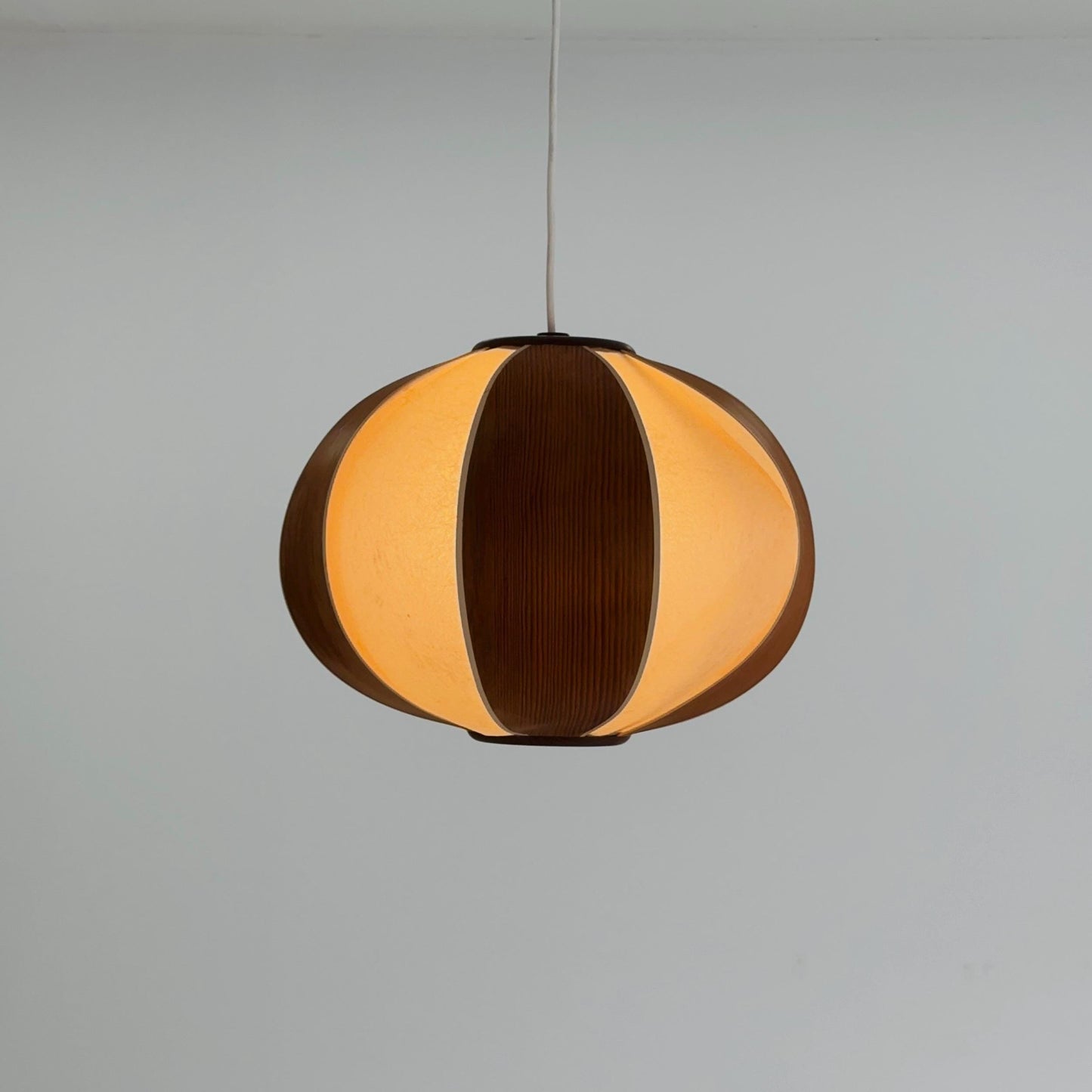 Mid-Century Modern Teak Veneer & Rice Paper Pendant Lamp | Japandi Ceiling Light 1980s