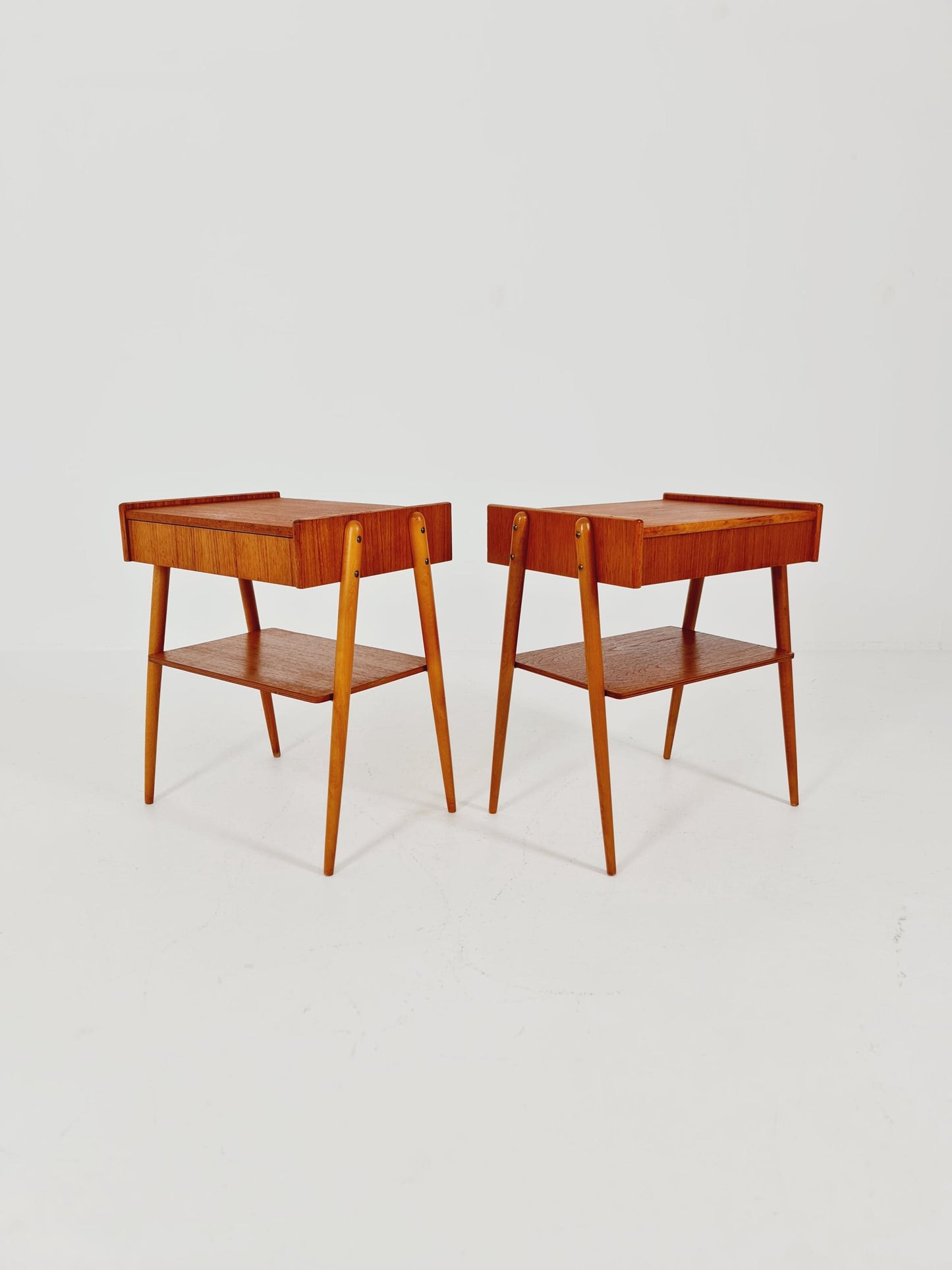 Pair of Swedish Midcentury Teak Vintage Side table/ Bedside table/ Night stand by Carlström & Co, 1960s