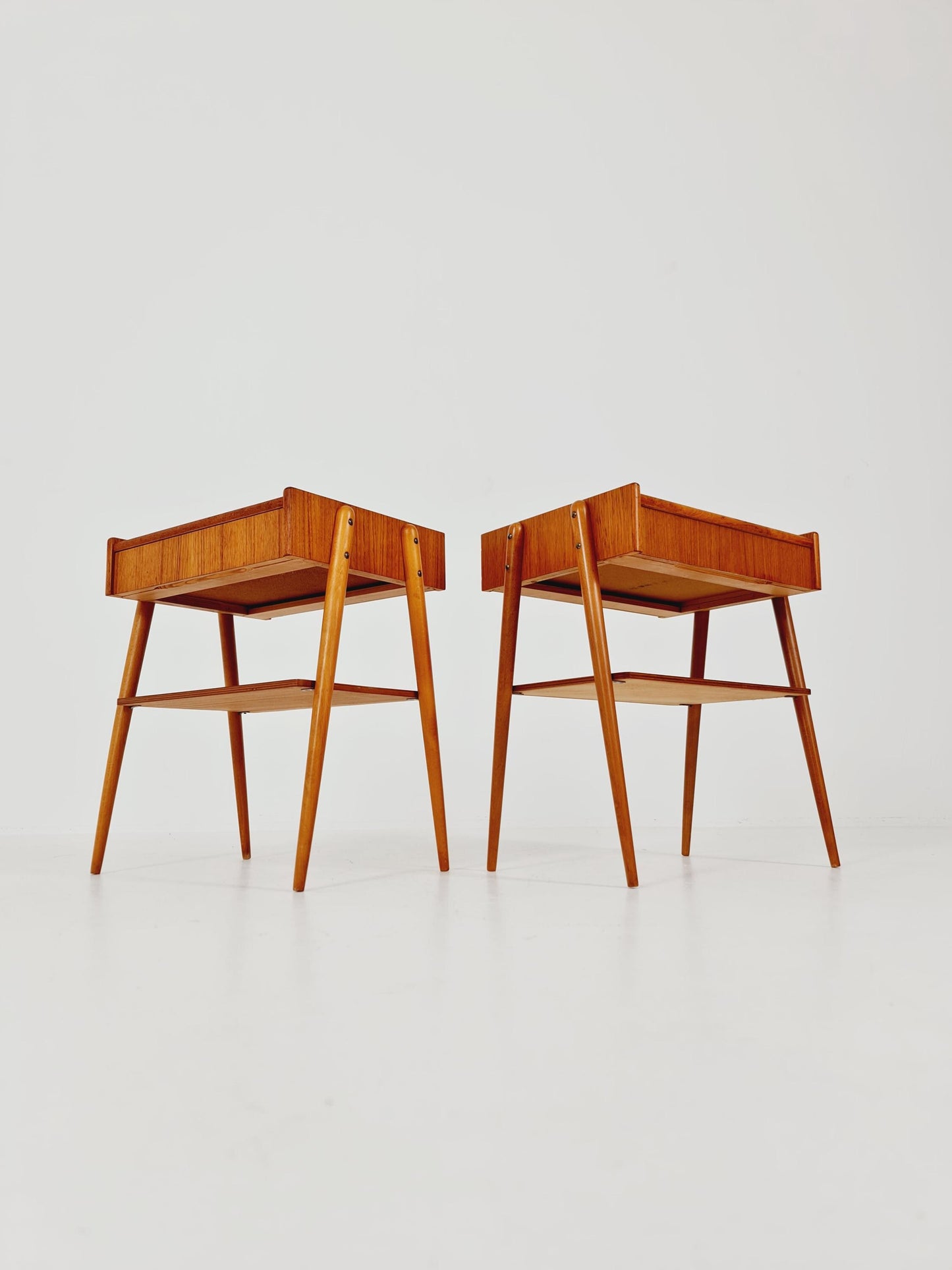 Pair of Swedish Midcentury Teak Vintage Side table/ Bedside table/ Night stand by Carlström & Co, 1960s