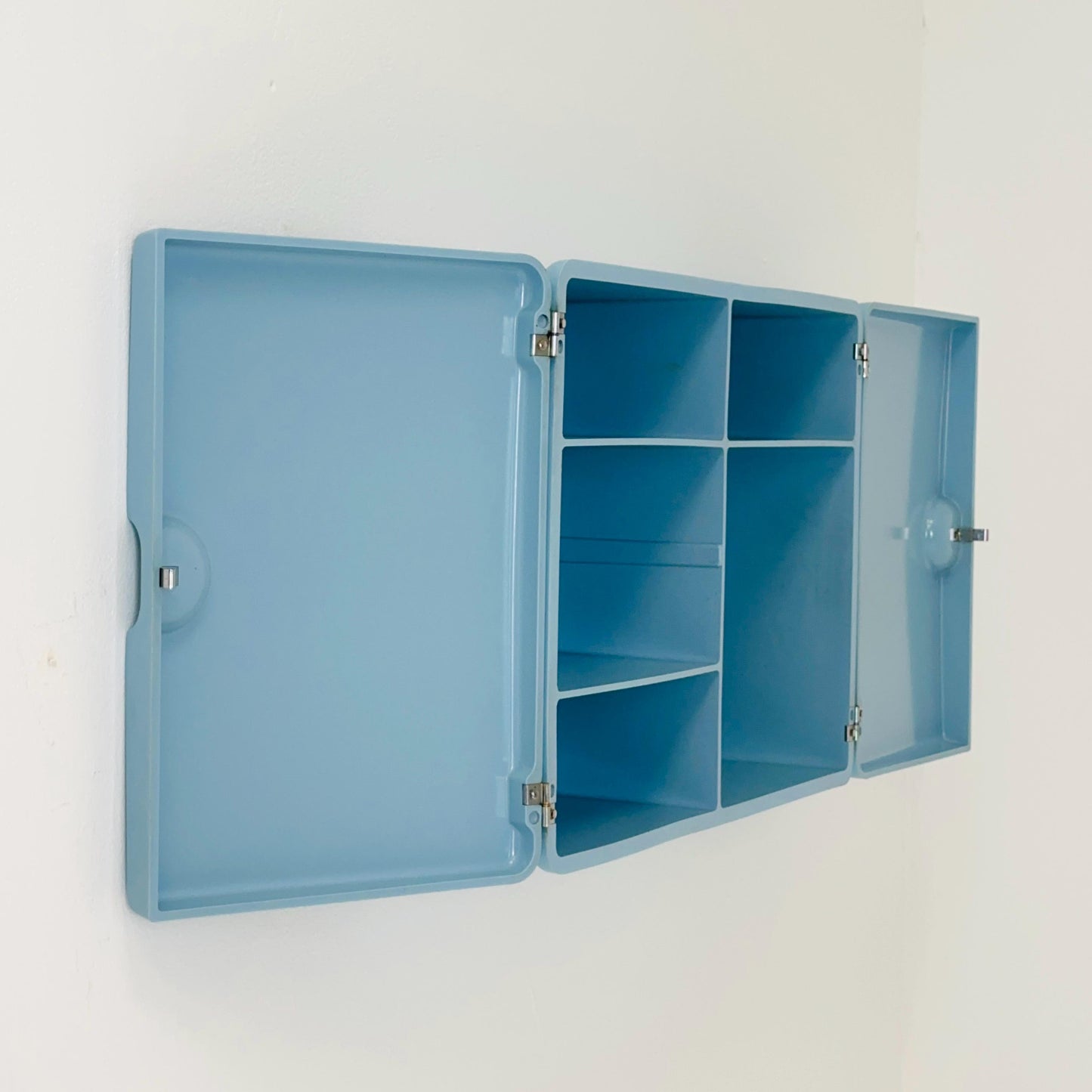 Mid century ‘Spluga’ Bathroom Cabinet by Prodotti CM Torino, 1970s | Blue Turquoise Cabinet | Italian Pharmacy Cabinet