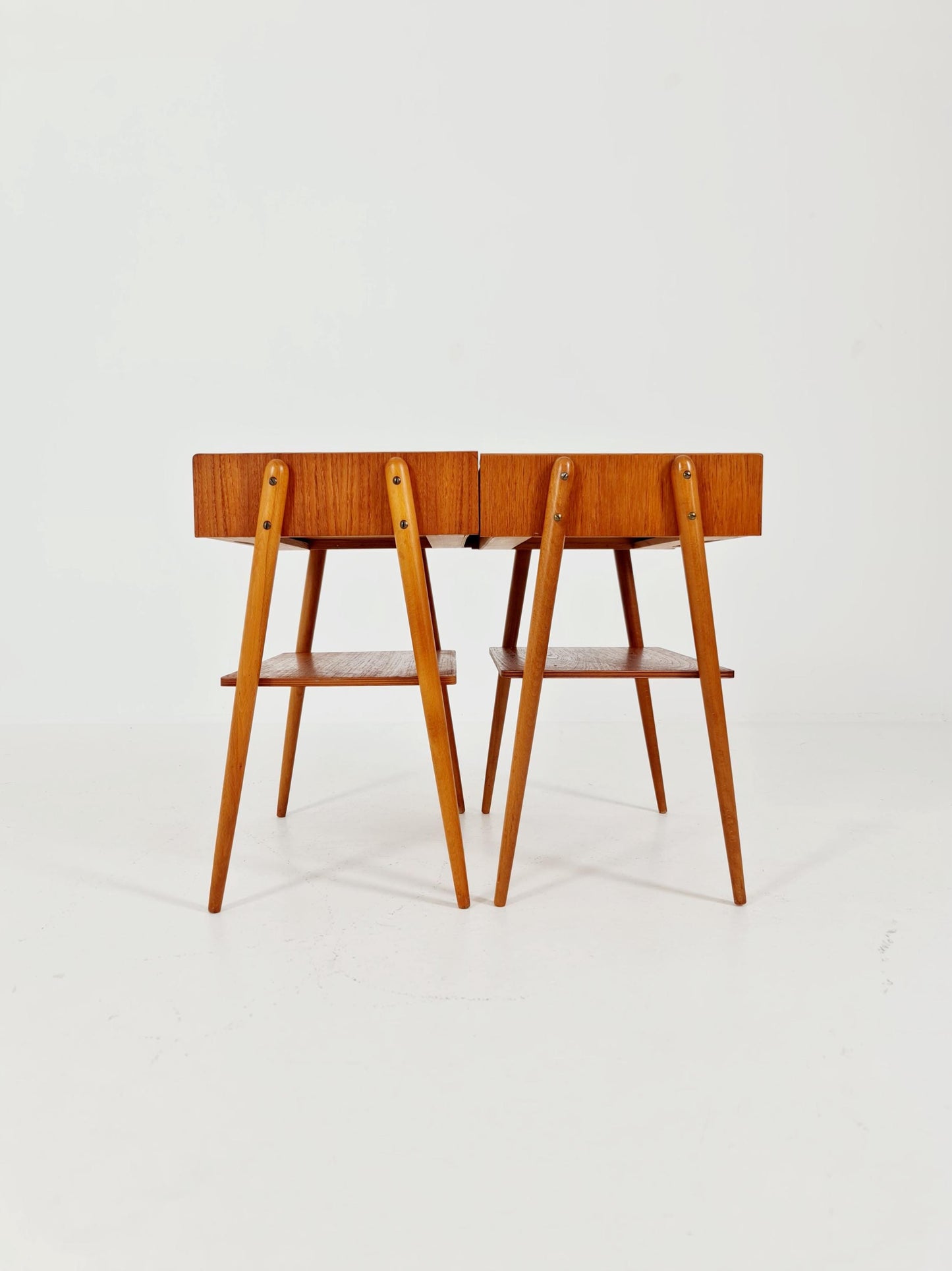 Pair of Swedish Midcentury Teak Vintage Side table/ Bedside table/ Night stand by Carlström & Co, 1960s