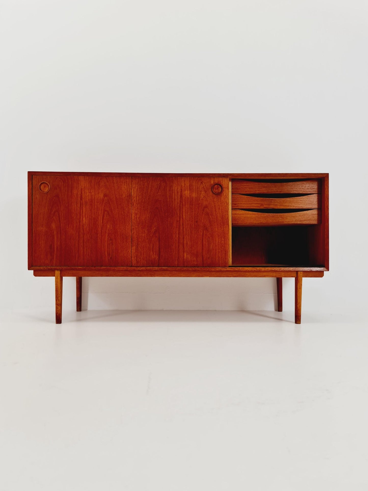 Mid Century Modern Swedish walnut sideboard by B. Fridhagen for Bodafors, 1964