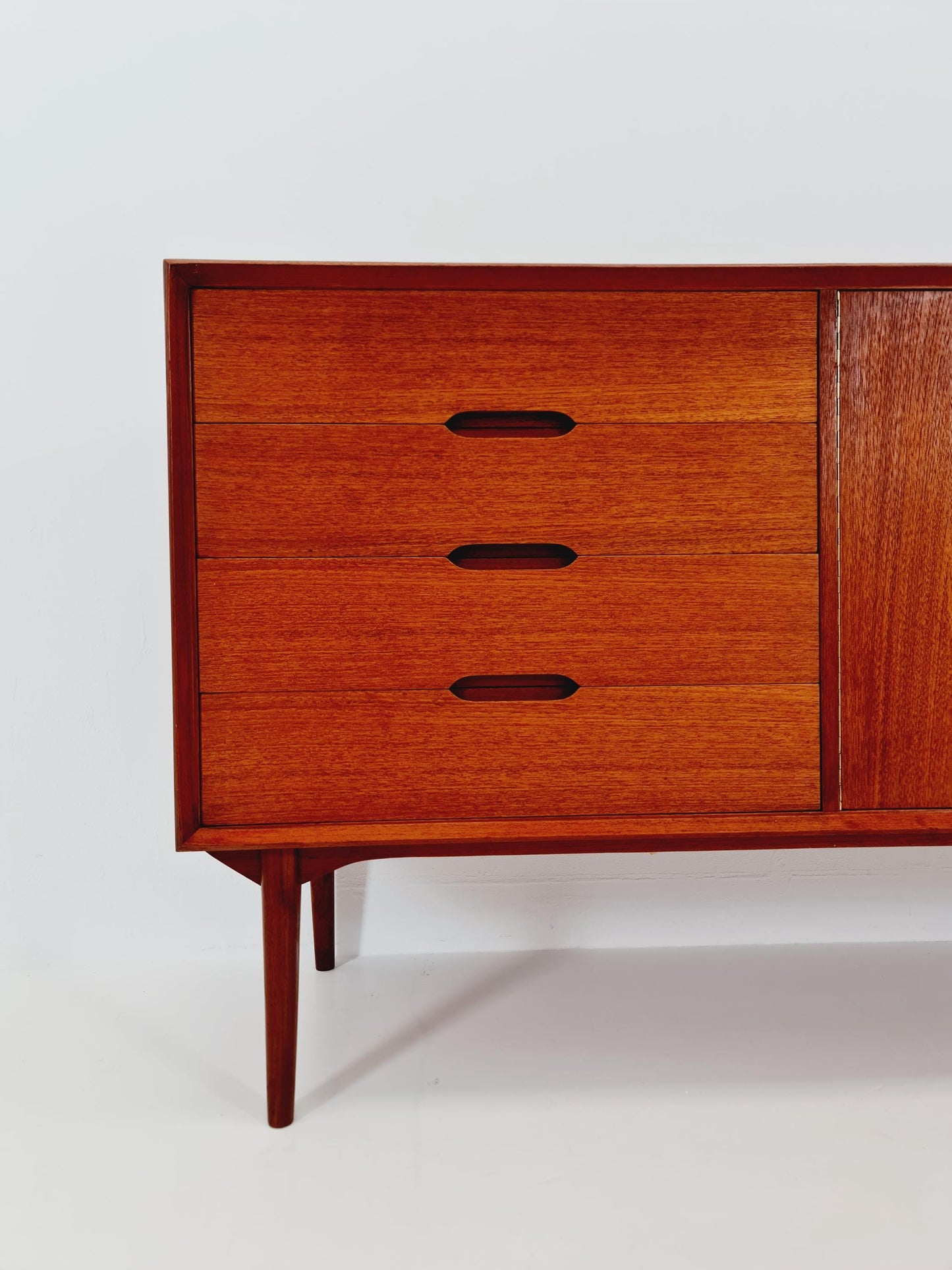 Mid century Modern German teak sideboard by Wilhelm Renz möbel, 1960s