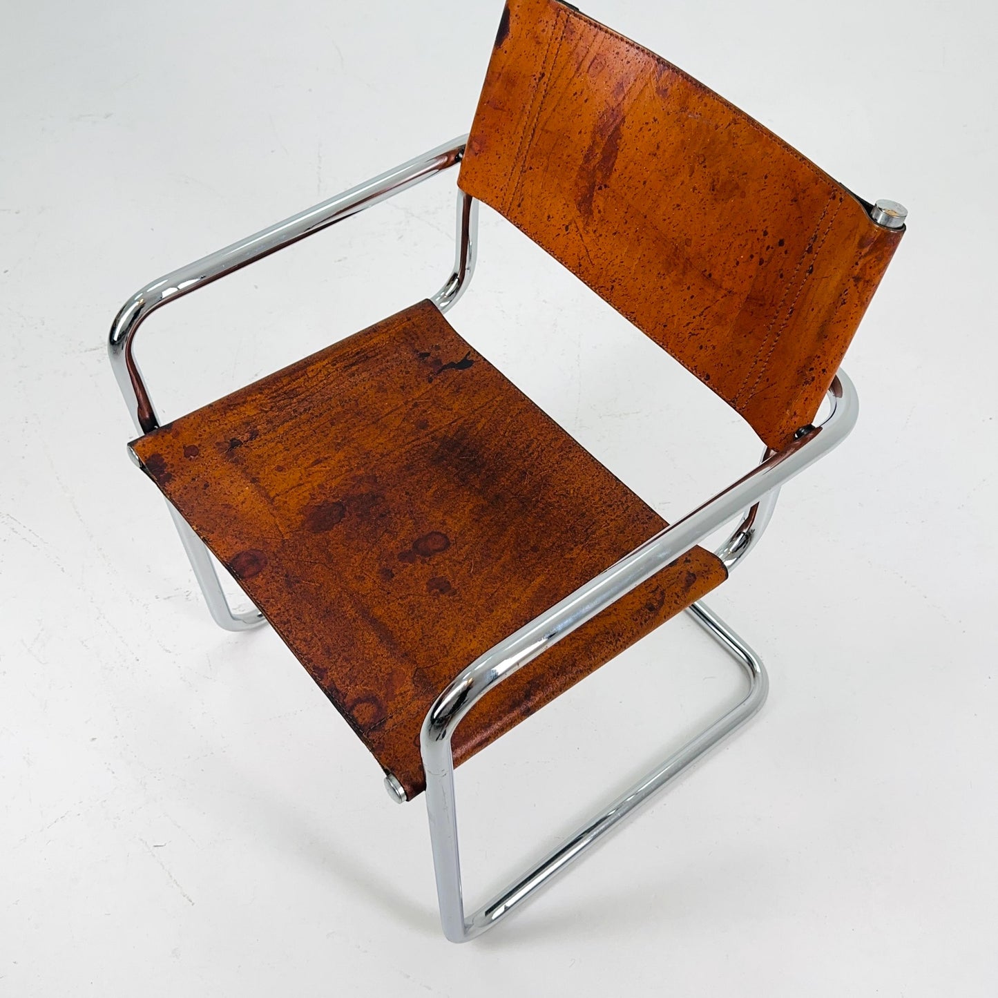 Rare and iconic MG5 Centro Studi armchair designed by Mart Stam & Marcel Breuer for Matteo Grassi, Italy, circa 1980s.