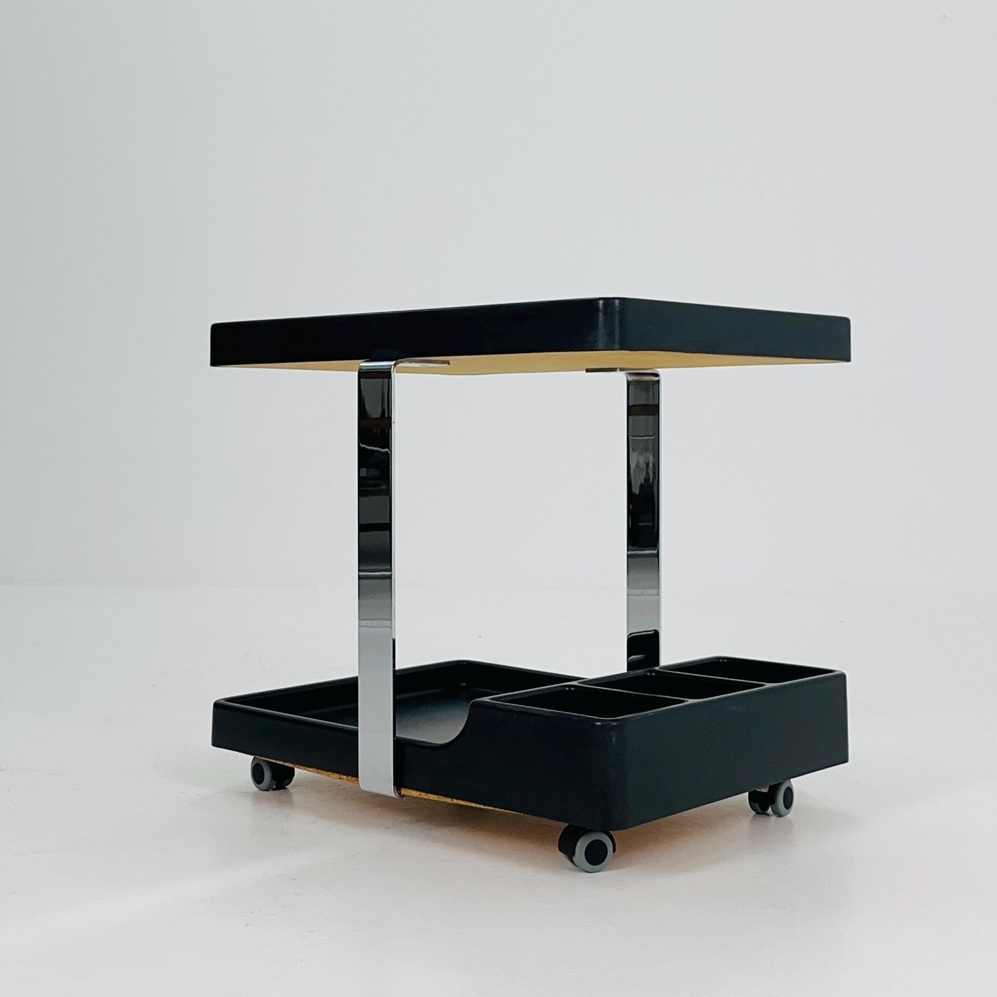 Mid Century Modern Black Bar Cart / Trolley Side Table – Chrome Frame, Italy 1980s