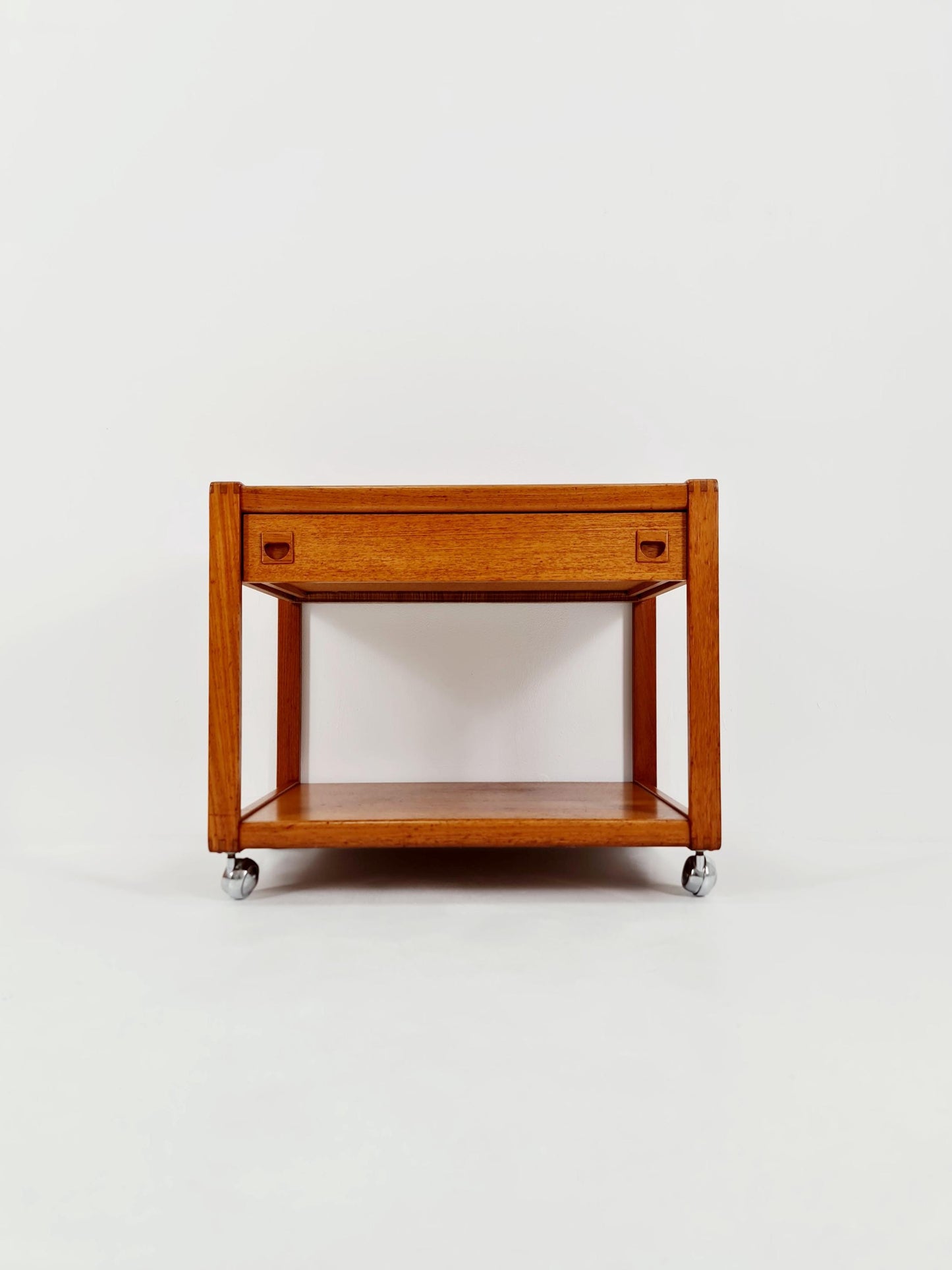 Vintage mid century danish trolley in teak Sideboard / bar cart By Salling Stolefabrik, 1960s