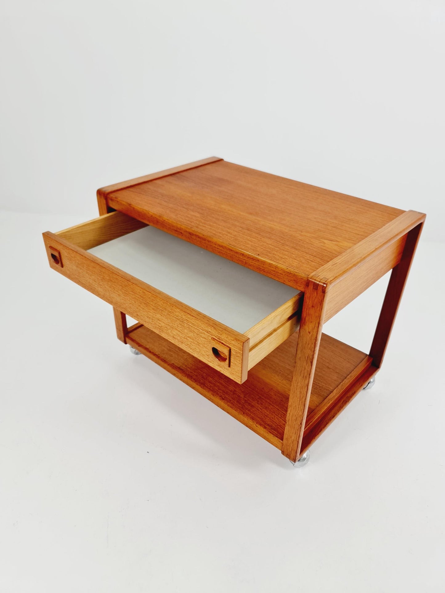 Vintage mid century danish trolley in teak Sideboard / bar cart By Salling Stolefabrik, 1960s