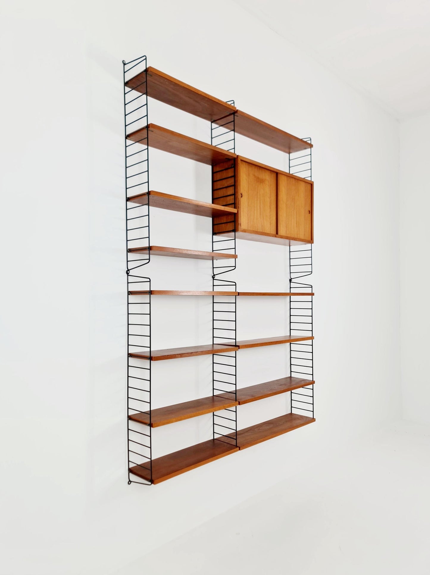 Wall-mounted original Swedish string shelf-system, bookcase Walnut by Nils & Kajsa Strinning, 1960s