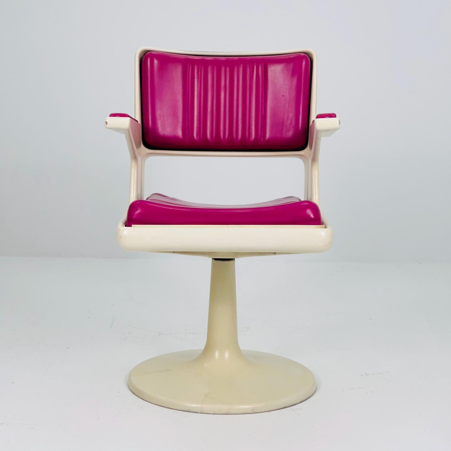 Rare Mid-Century Space Age Swivel Armchair – White & Purple Plastic Faux Leather Desk or Barber Chair – Tulip Base, 1970s