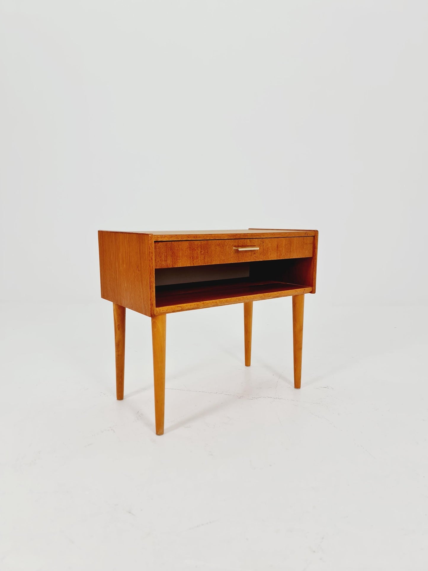 Mid century Scandinavian teak side table / bedside table, 1960s