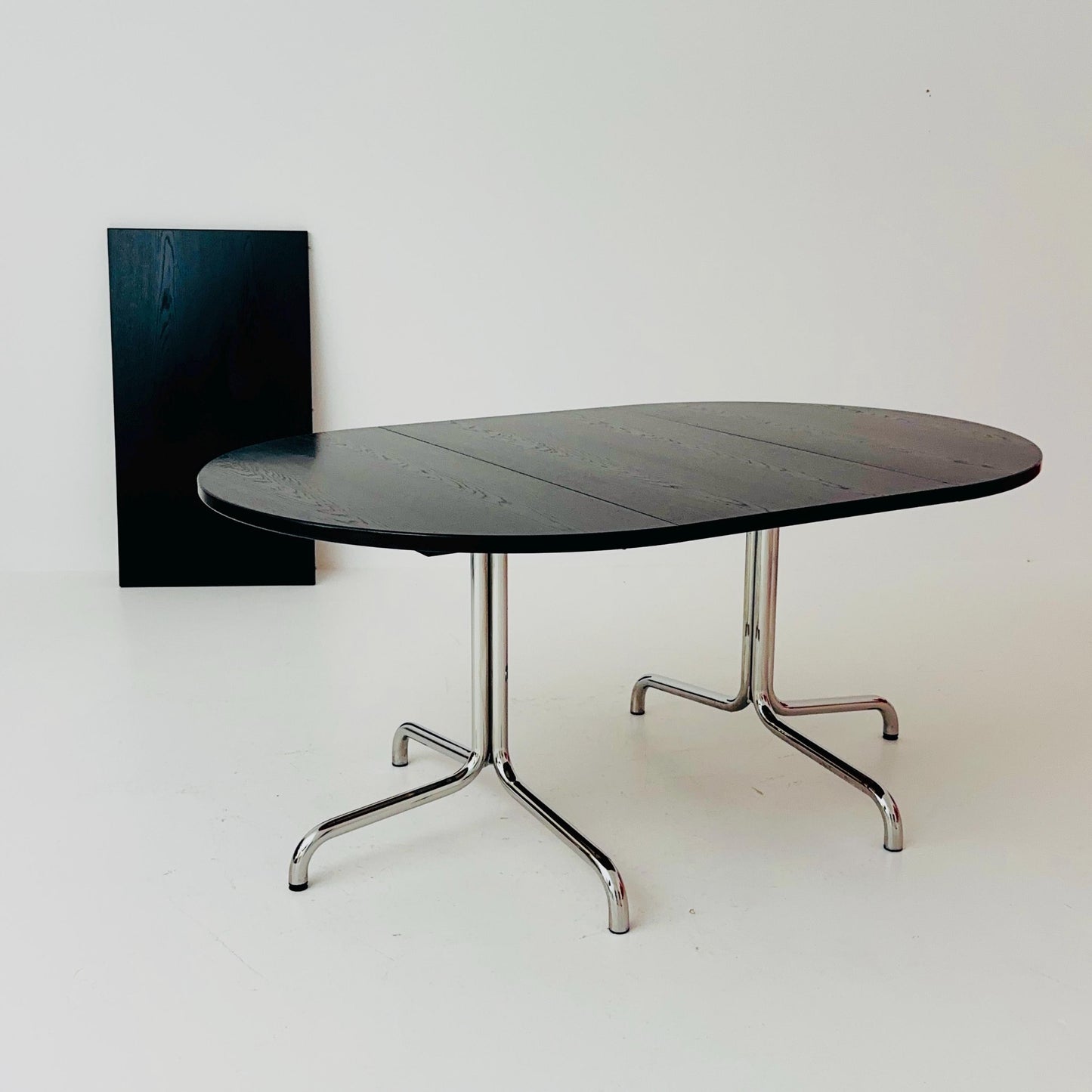 Mid Century Extendable Dining Table by Thonet, Model 1052 – Black Laminate & Chrome, Germany 1980s