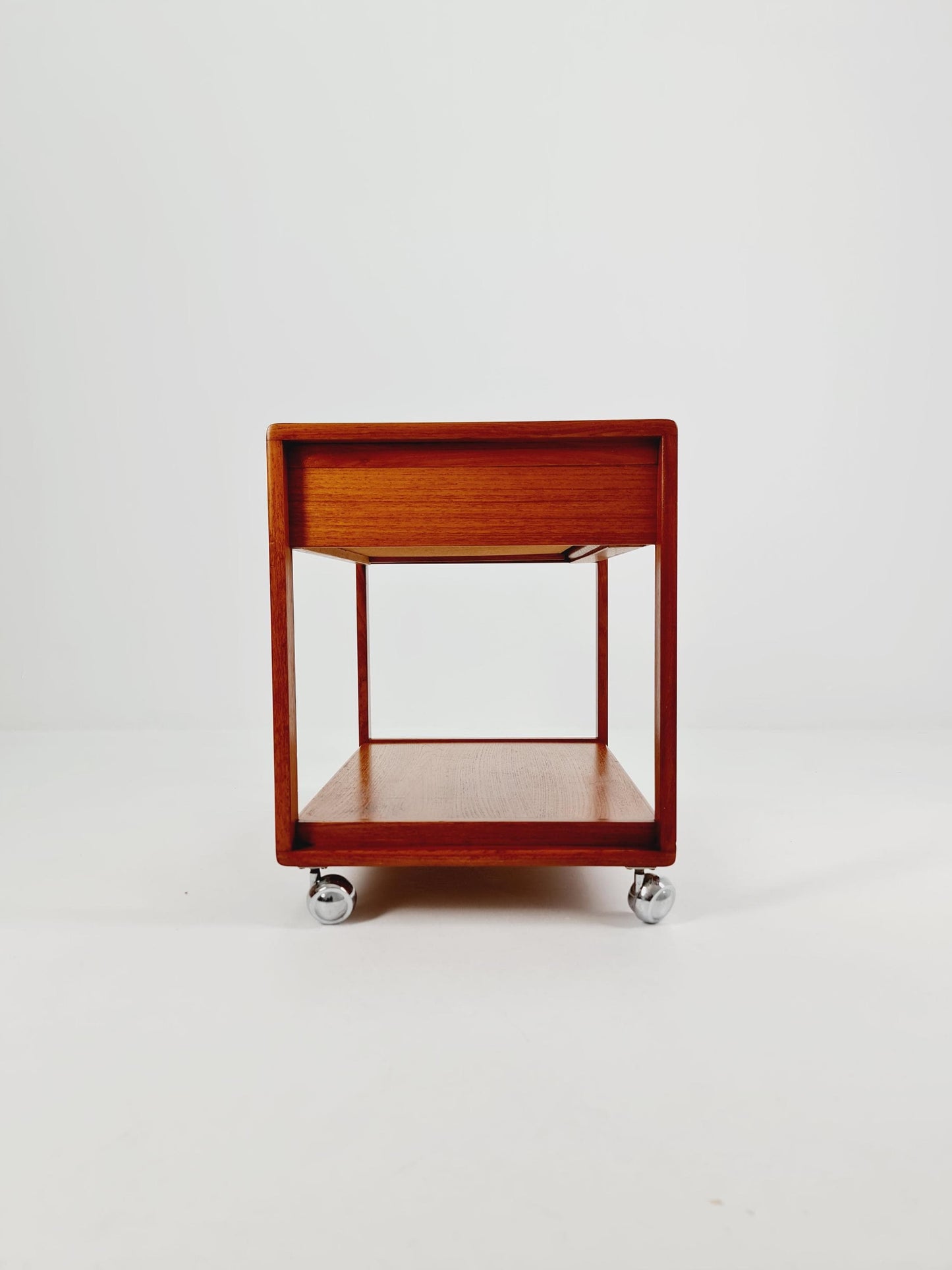 Vintage mid century danish trolley in teak Sideboard / bar cart By Salling Stolefabrik, 1960s