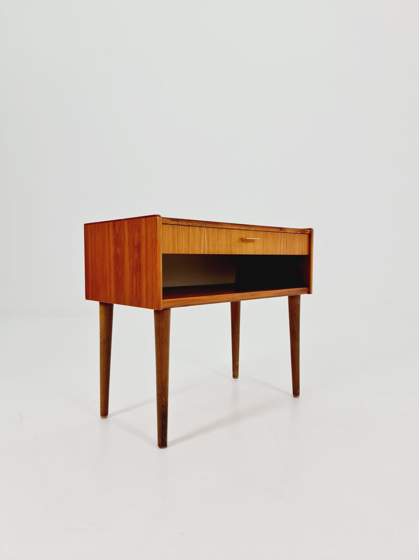 Danish walnut hallway table/Side table Denmark, 1960s