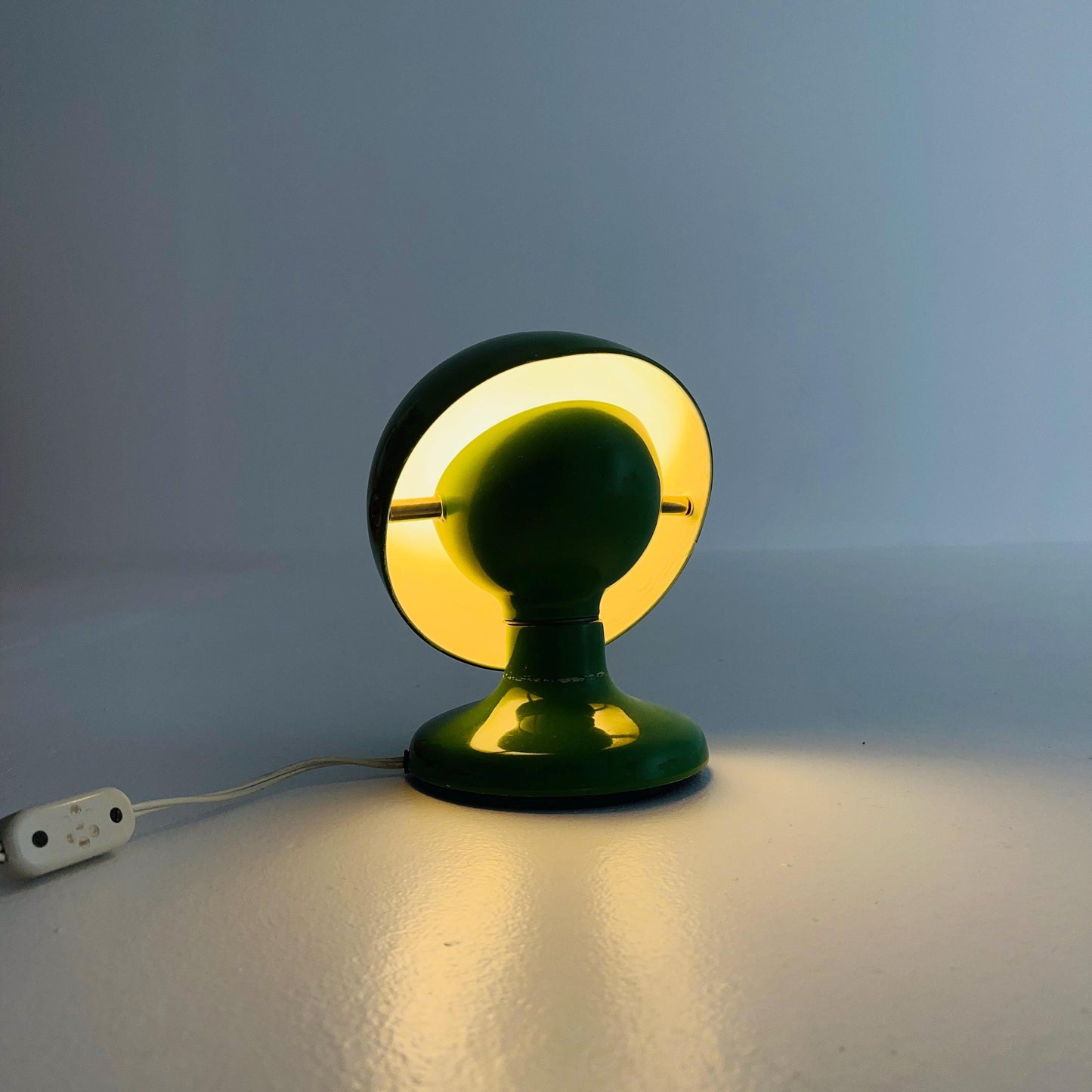 Mid Century Space Age Yellow “Jucker 147” Table Lamp by Tobia & Afra Scarpa for Flos, Italy, 1960s
