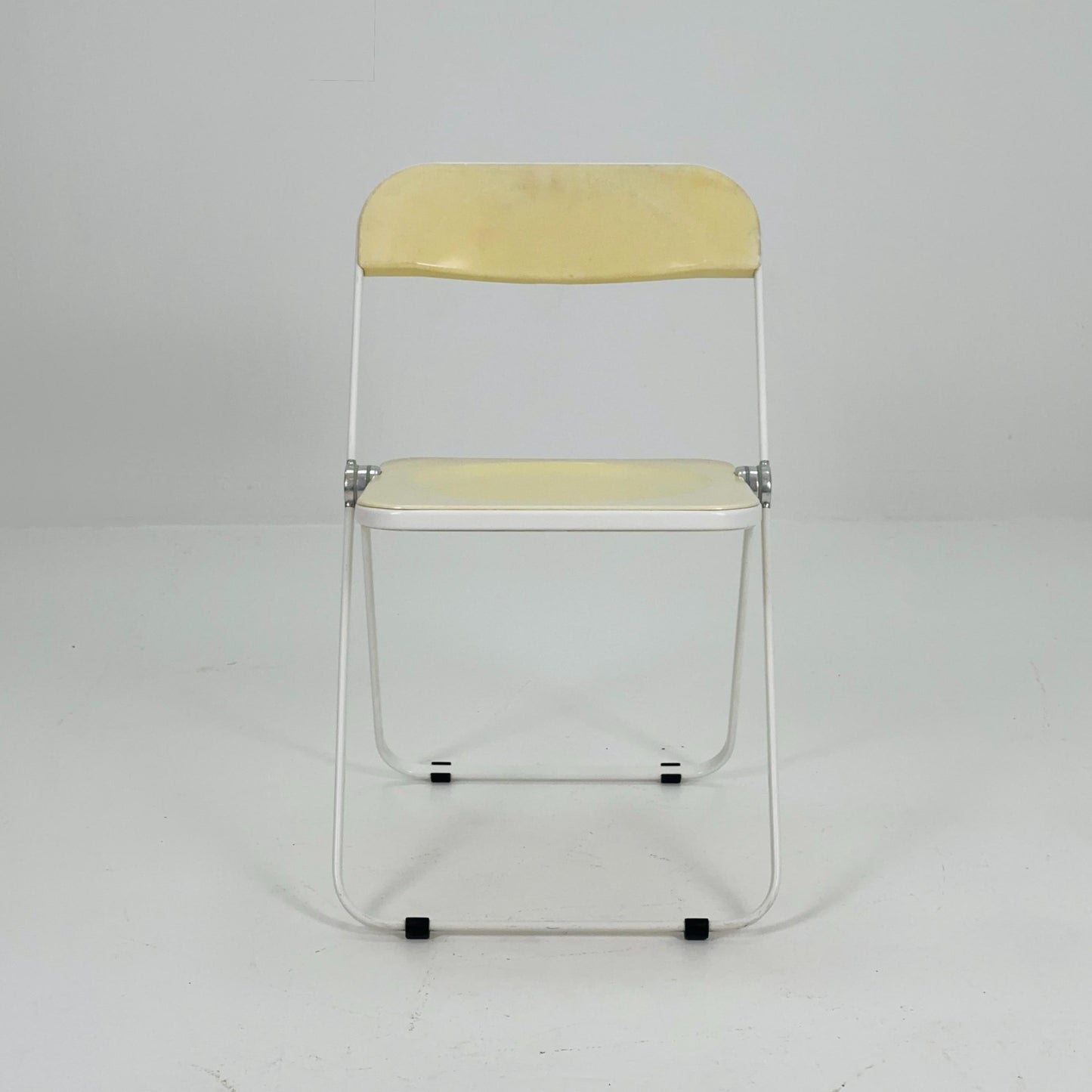 1 of 8 Mid century Italian Plia Folding cream white Chair by Giancarlo Piretti for Castelli, 1970s
