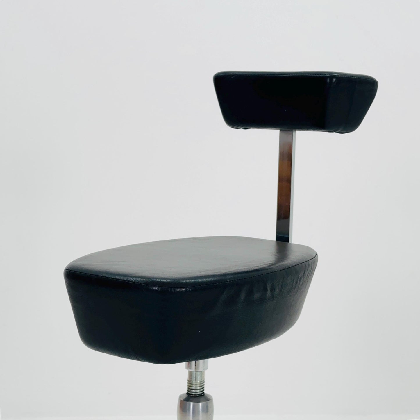 Mid century Parchment black leather swivel stool by George Nelson and Robert Propst for Vitra 1990s