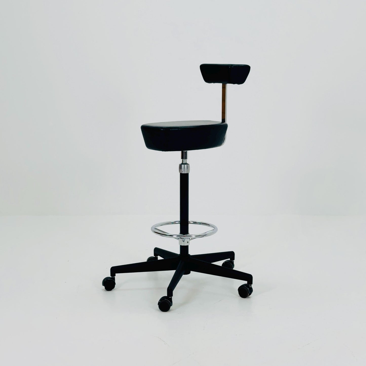 Mid century Parchment black leather swivel stool by George Nelson and Robert Propst for Vitra 1990s