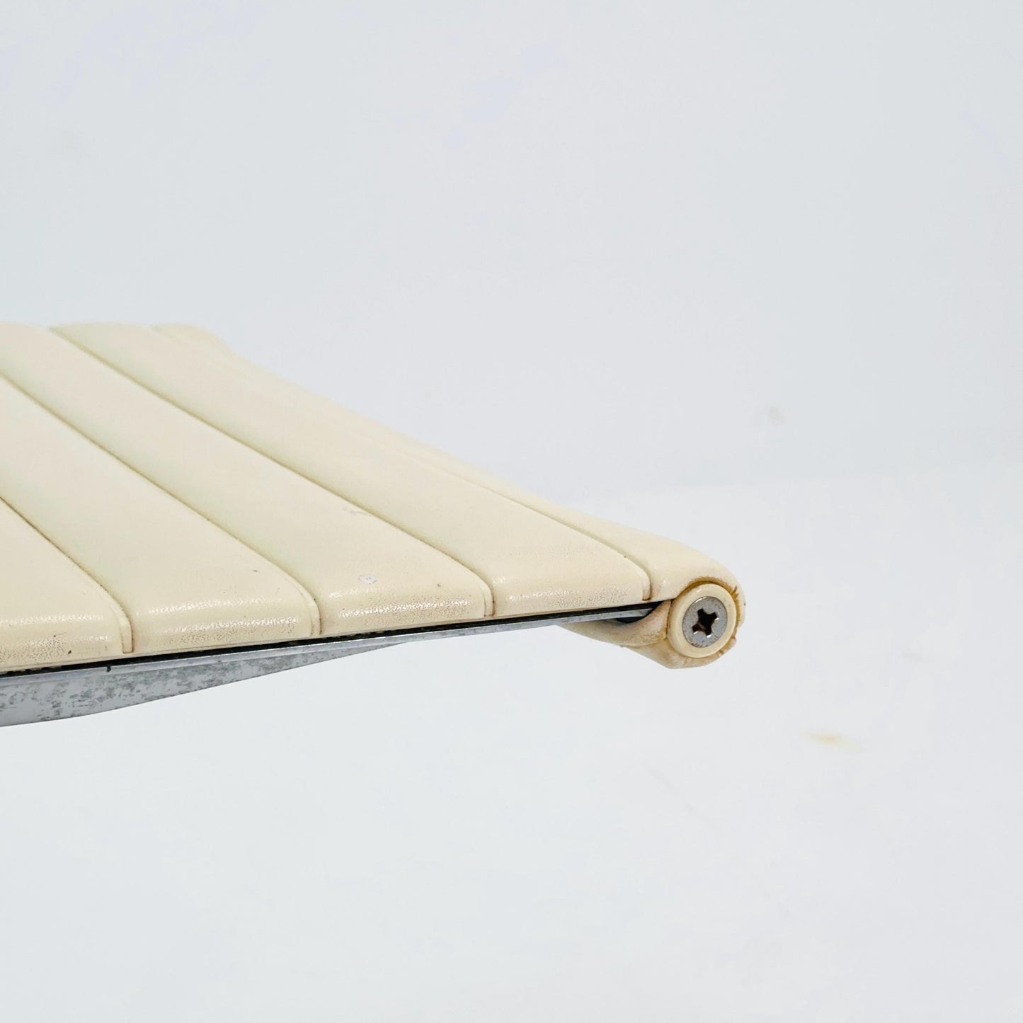 Mid Century Charles & Ray Eames EA 125 Aluminium Leather Ottoman by Herman Miller, USA, 1980s