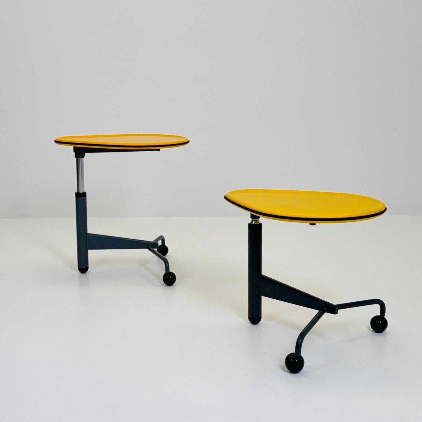 1 of 2 Mid century Adjustable side table “Kick” by Toshiyuki Kita for Cassina Italy 1980s