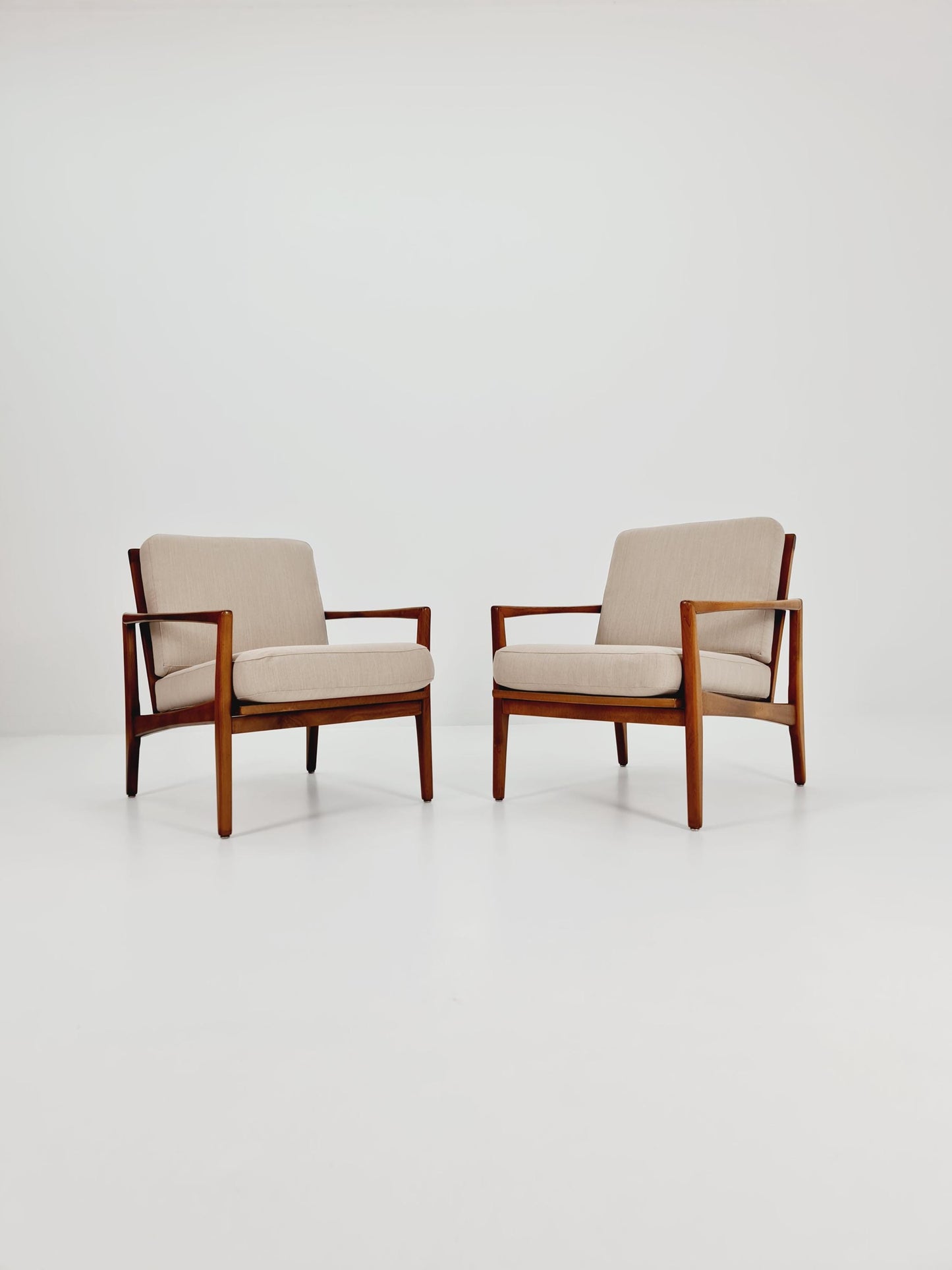 Mid-century pair of German lounge armchair, 1960s