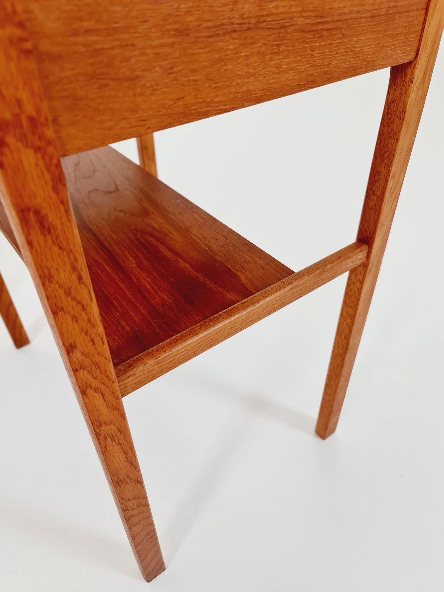 Pair of Swedish Midcentury Teak Vintage Side table/ Bedside table/ Night stand by AB Bjärni Bjärnum 1960s
