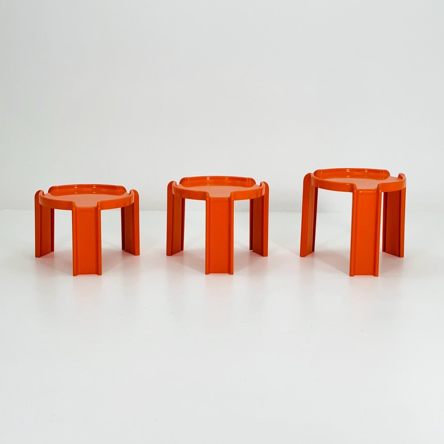 Rare Mid-Century Space Age Nesting Tables by Giotto Stoppino for Kartell — Model 4905-6-7 Italy 1970s