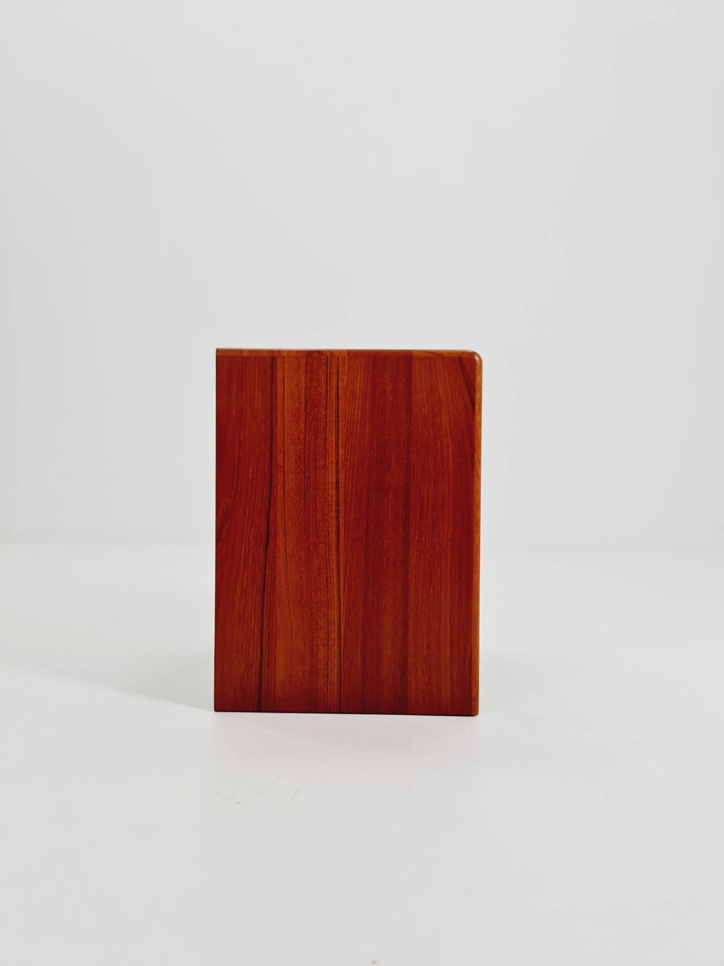 Vintage mid century danish sidetable in solid teak/nightstand By Dyrlund , 1960s