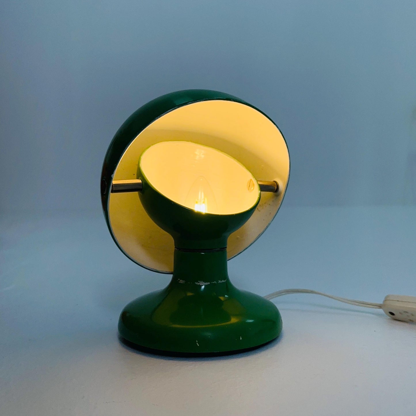 Mid Century Space Age Yellow “Jucker 147” Table Lamp by Tobia & Afra Scarpa for Flos, Italy, 1960s