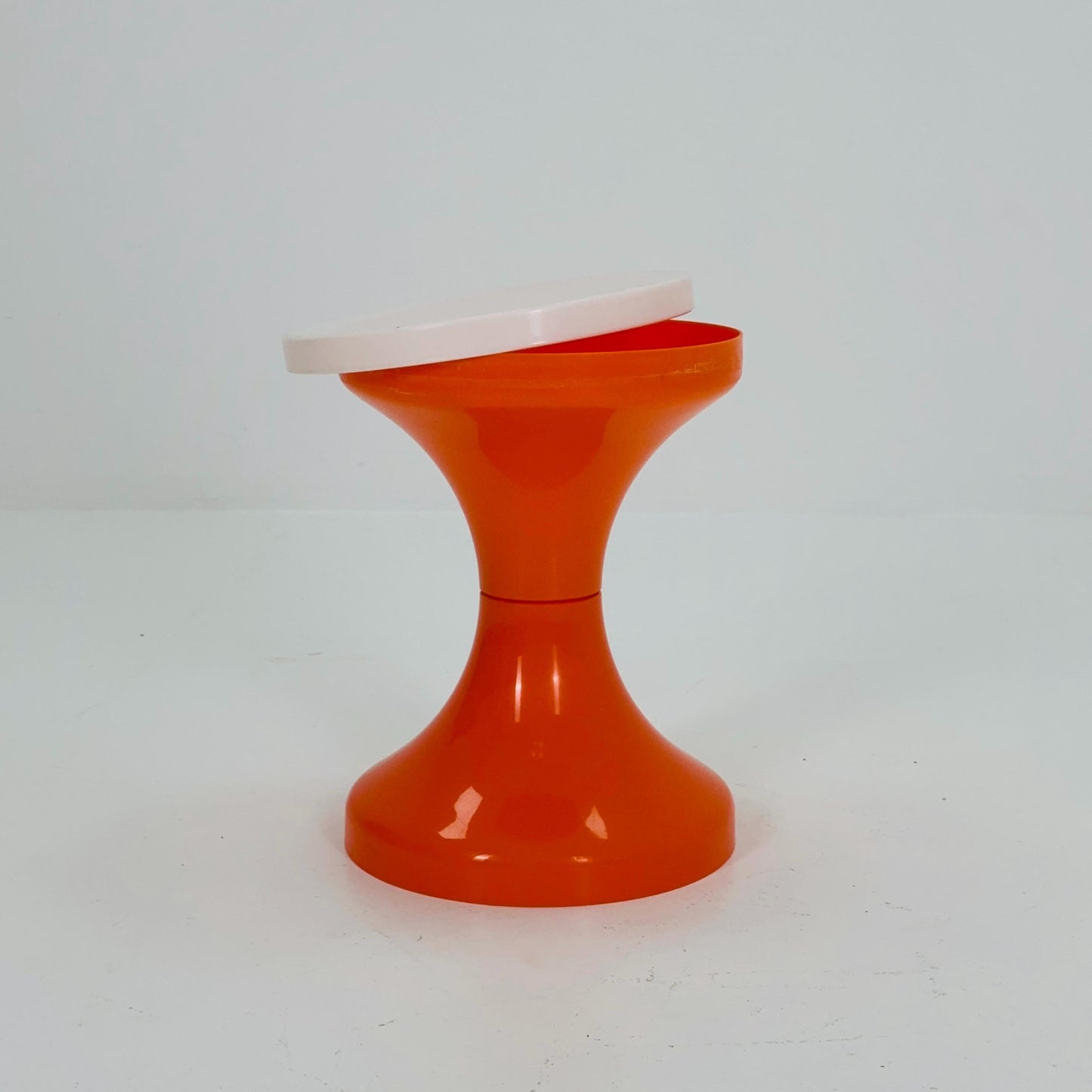 Space age Round German Tuilp stools plastic by Isopelka, 1970s