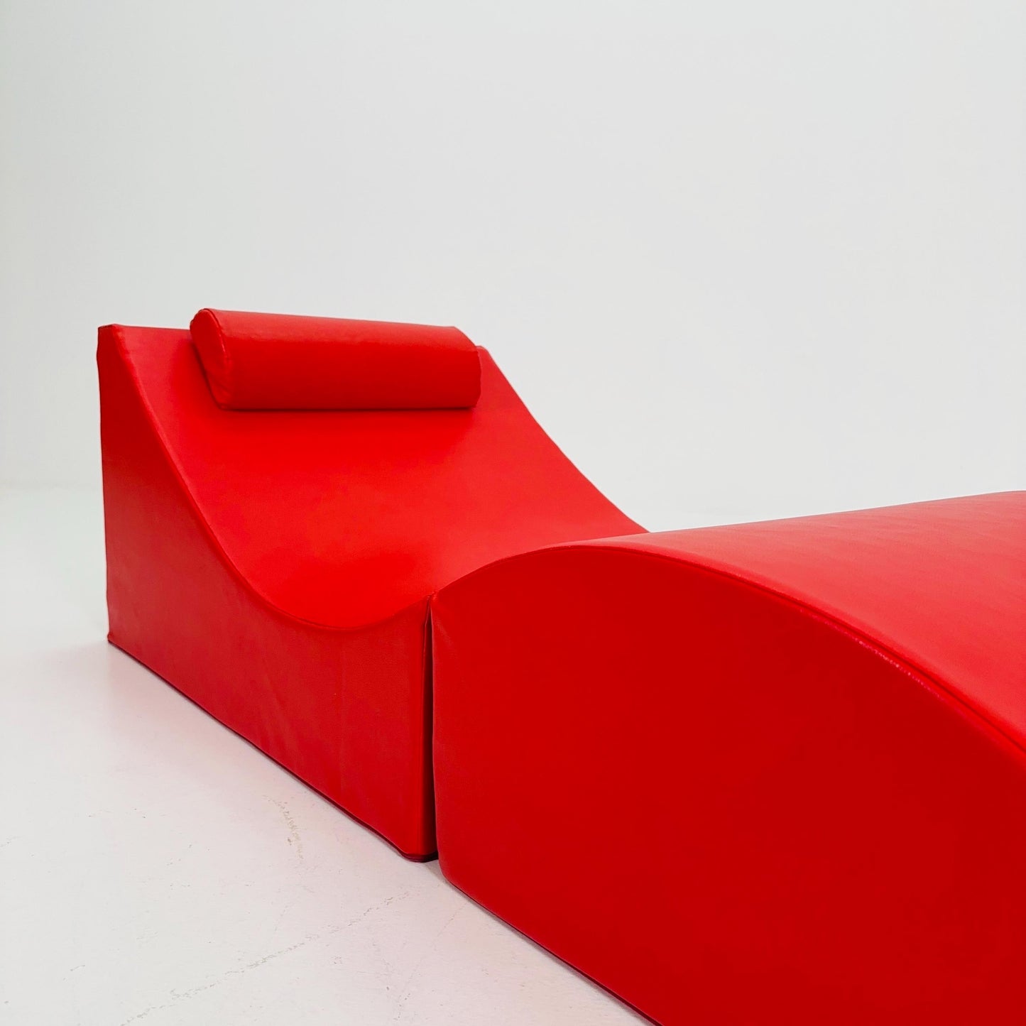 MCM Talamo Italia “Andreina” Folding Bed – Single Bed / Chaise Longue – 1990s Italian Design