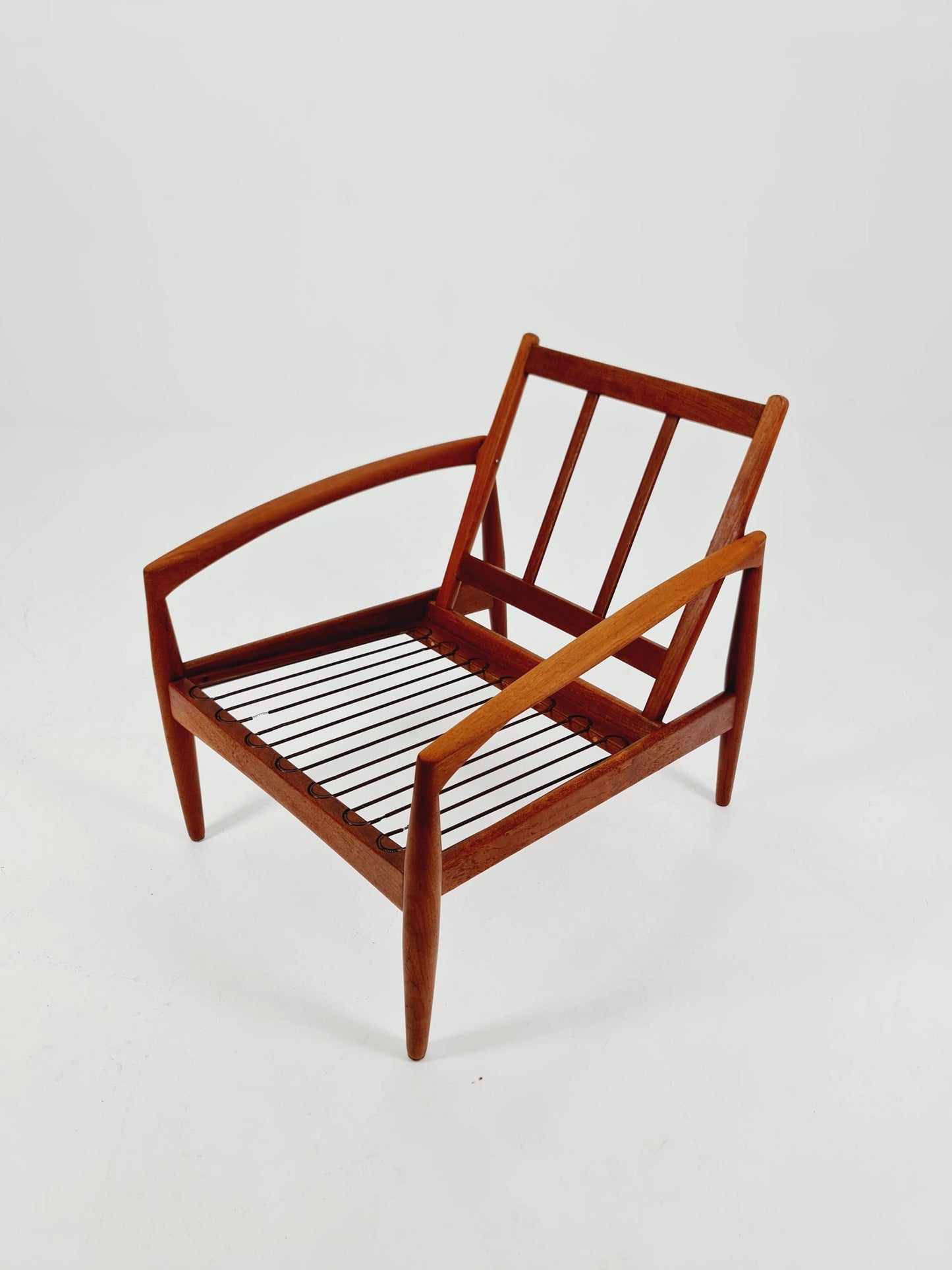 Mid-century Rare Danish teak Paper knife lounge chair/ Easy chair by Kai kristiansen For Magnus olsen Model 121 , 1960s