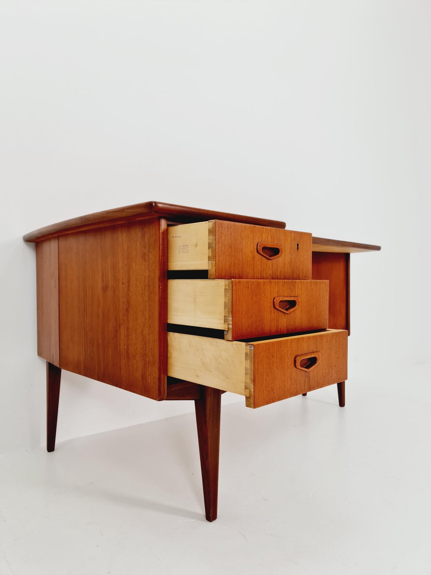 Swedish teak desk model Executive Desk by Leläangs Möbelfabrik ,Bengtsfors Model Görn Strand 1960s