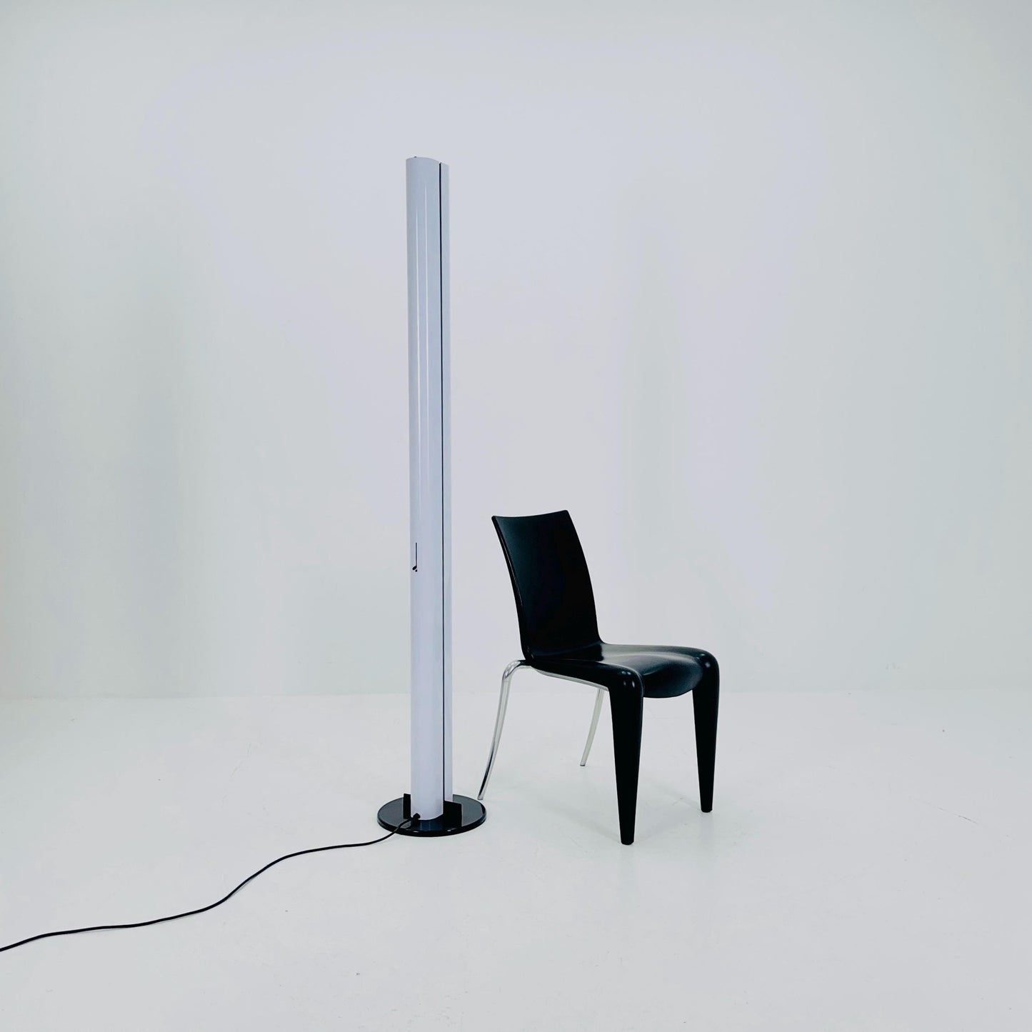 Mid-Century Megaron Floor Lamp by Gianfranco Frattini for Artemide | Italian Design Classic, 1990s