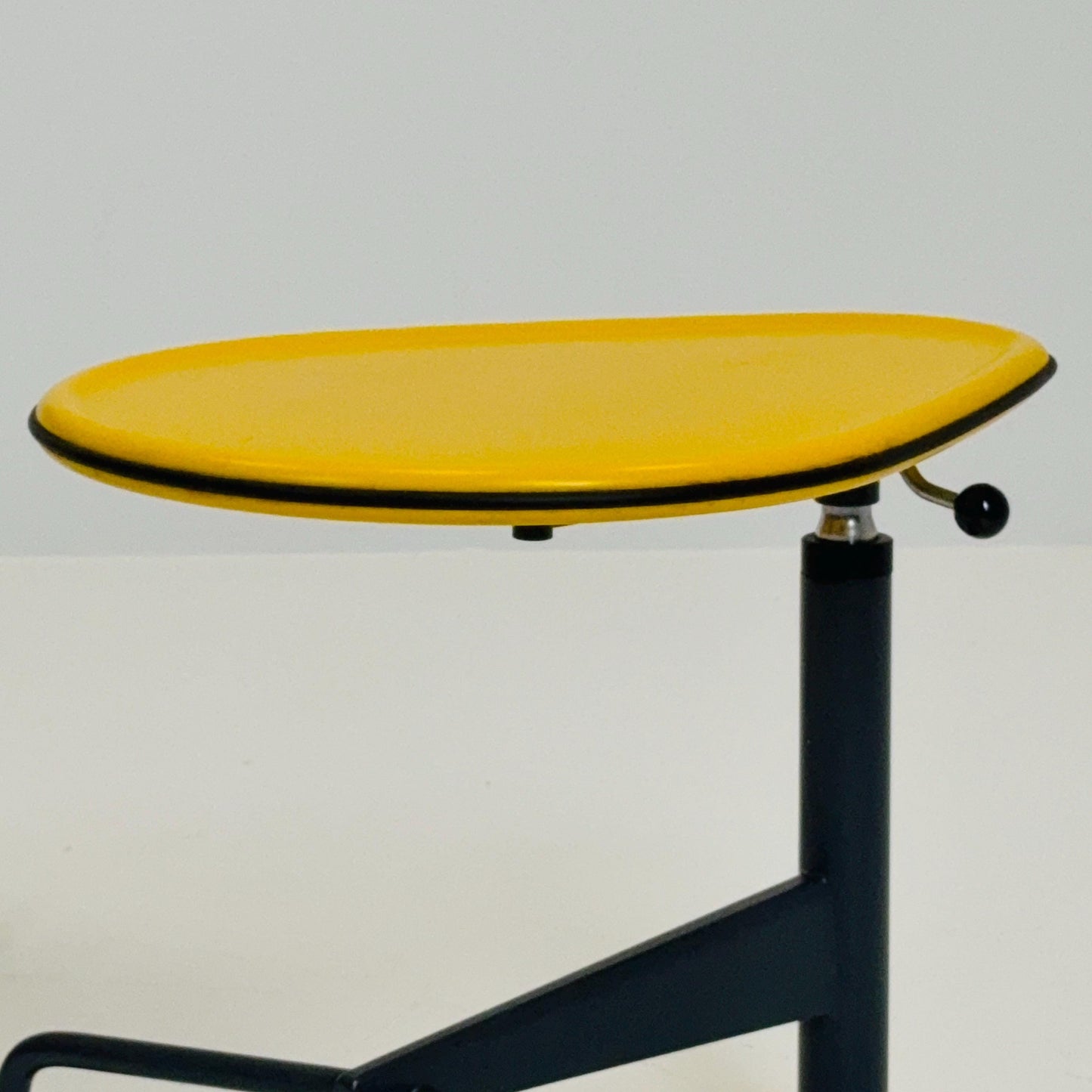 1 of 2 Mid century Adjustable side table “Kick” by Toshiyuki Kita for Cassina Italy 1980s