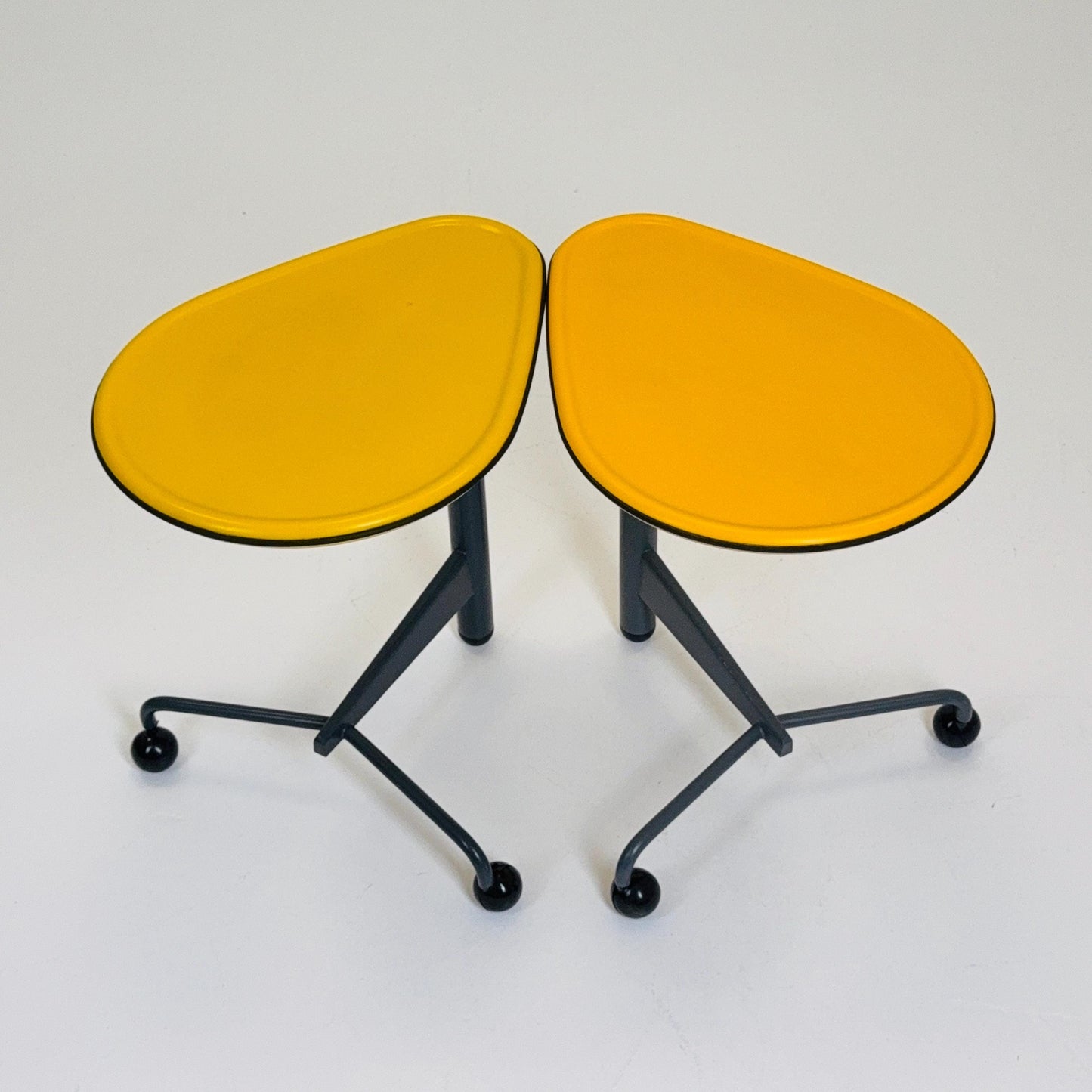 1 of 2 Mid century Adjustable side table “Kick” by Toshiyuki Kita for Cassina Italy 1980s