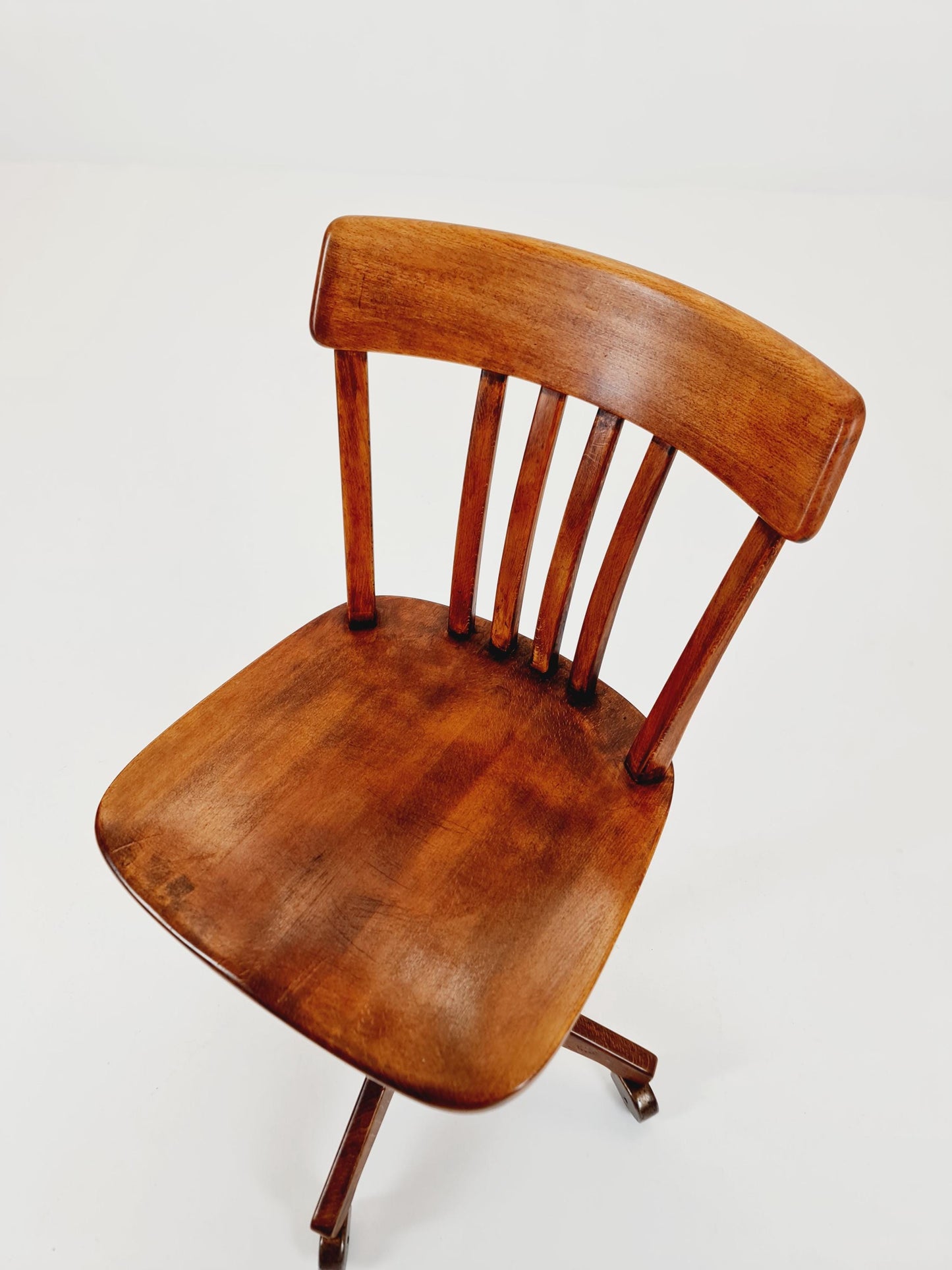 Bauhaus swivel office chair in solid wood By Der FerderDreh 1930s
