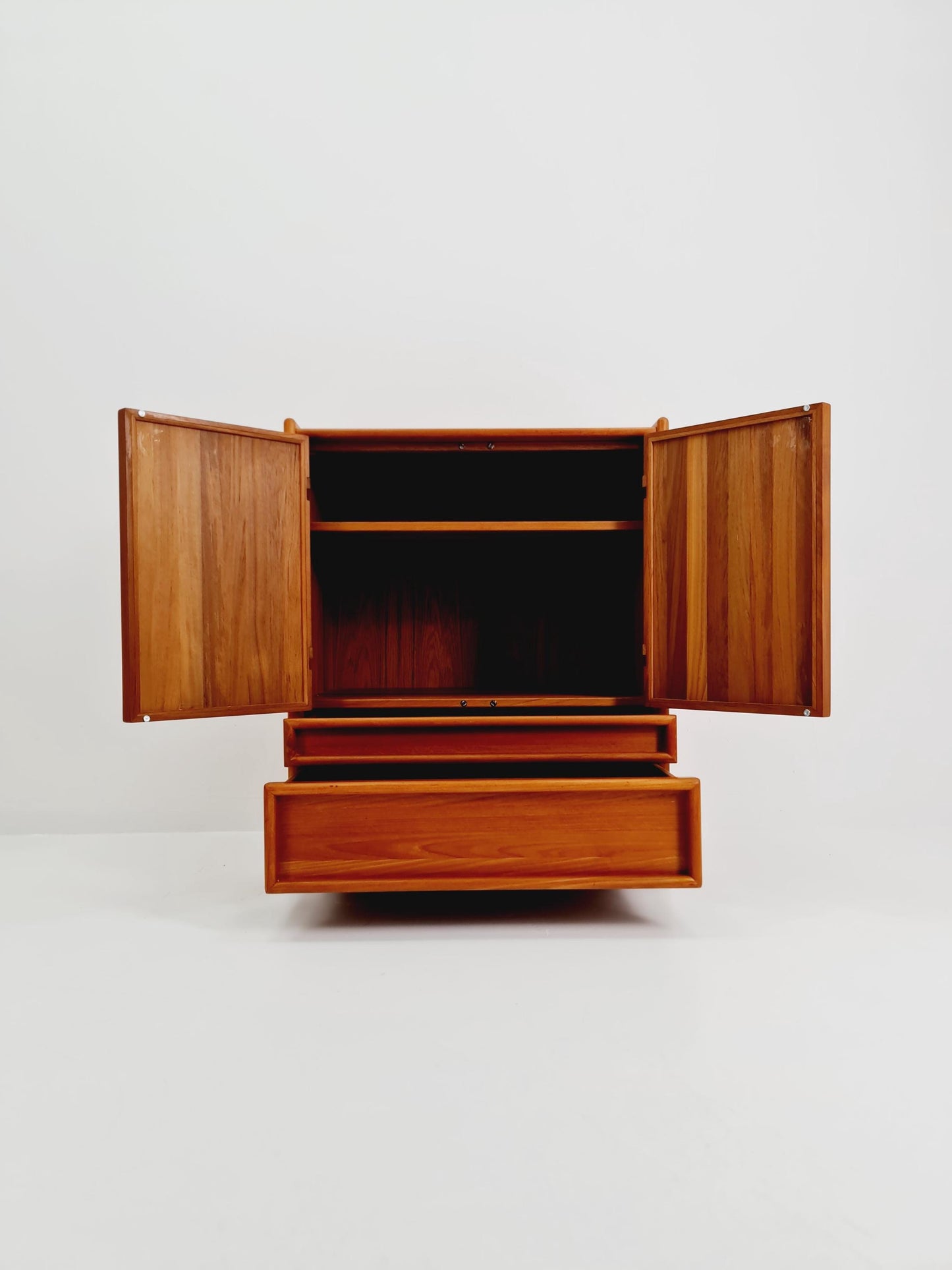 Mid Century Modern danish highboard Solid teak Sideboard, 1970s