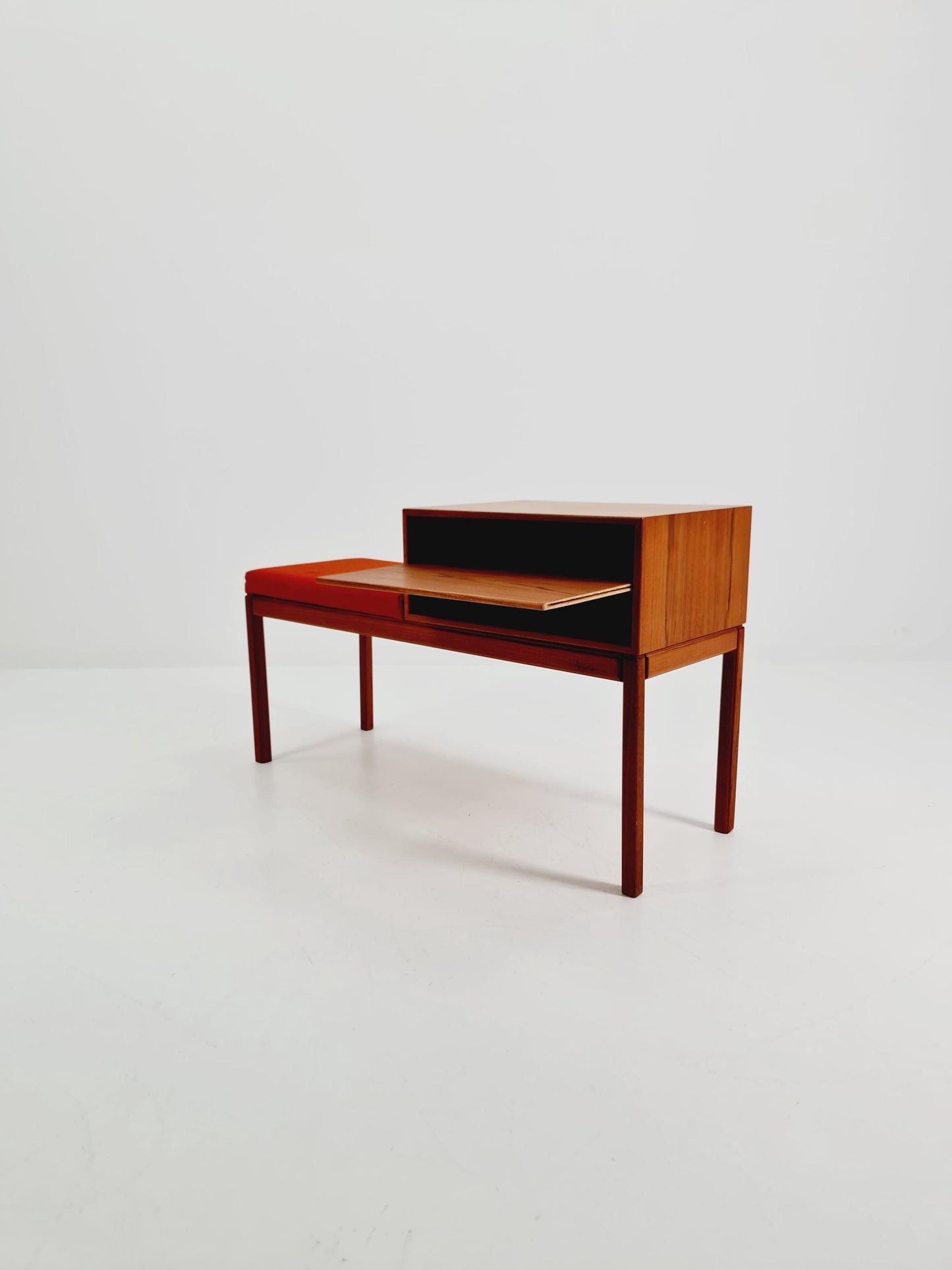 Danish teak telefon table/ hallway table By Engsröm Myrstrand for Tingströms , 1960s