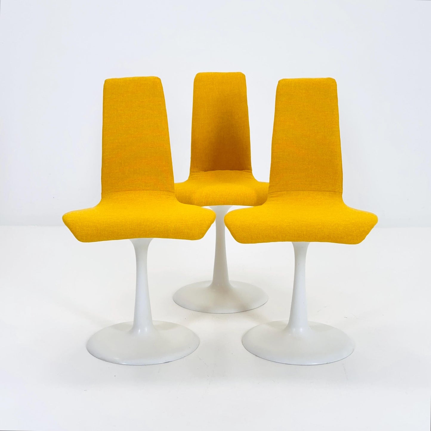 Set of 3 Mid-Century Space Age Dining Chairs Tulip Bases –by Läsko Studioform International, 1970s Germany