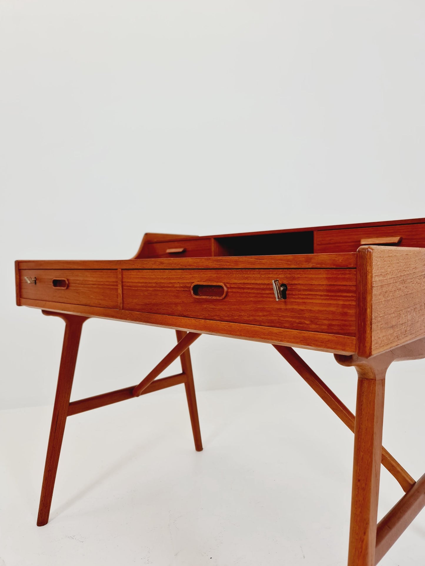 Danish teak Freesanding desk, model 65 Desk by Arne Wahl Ivrsen, 1960s