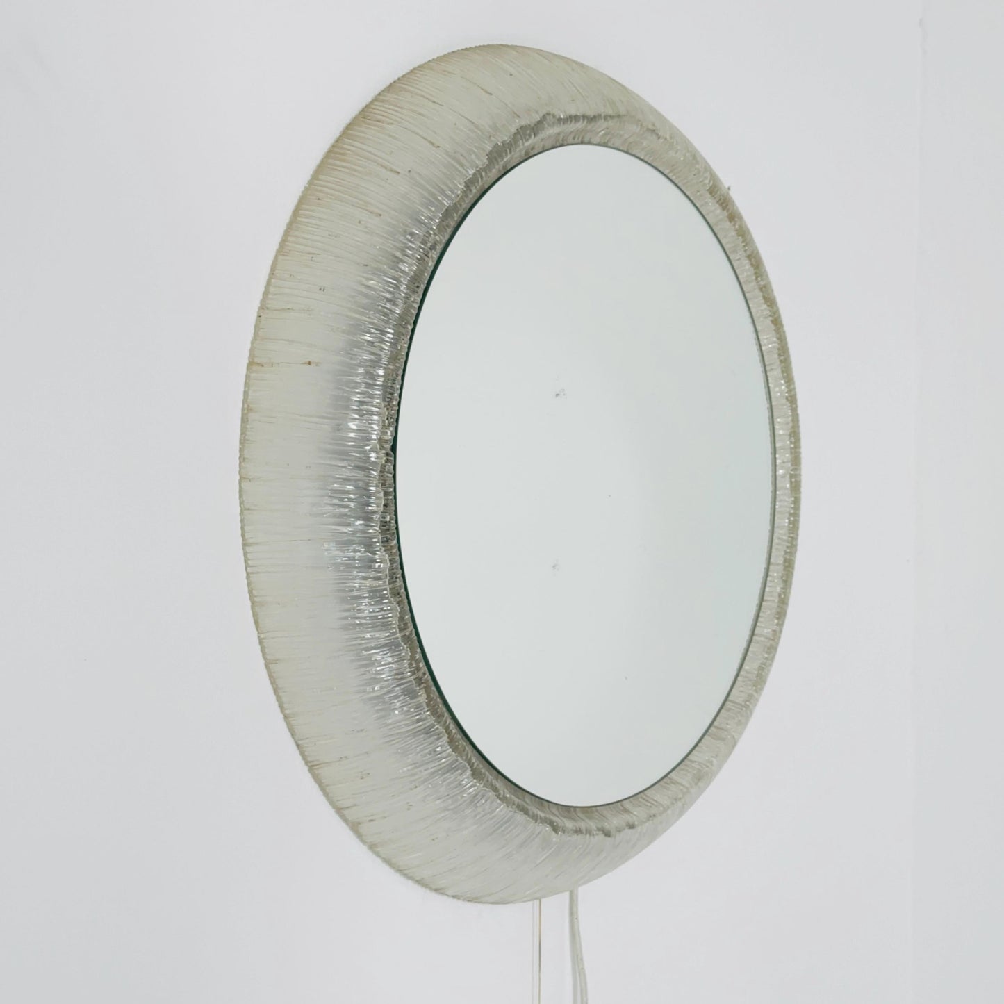 Mid century Large Round mirror with lighting & plexiglass edge 1960s