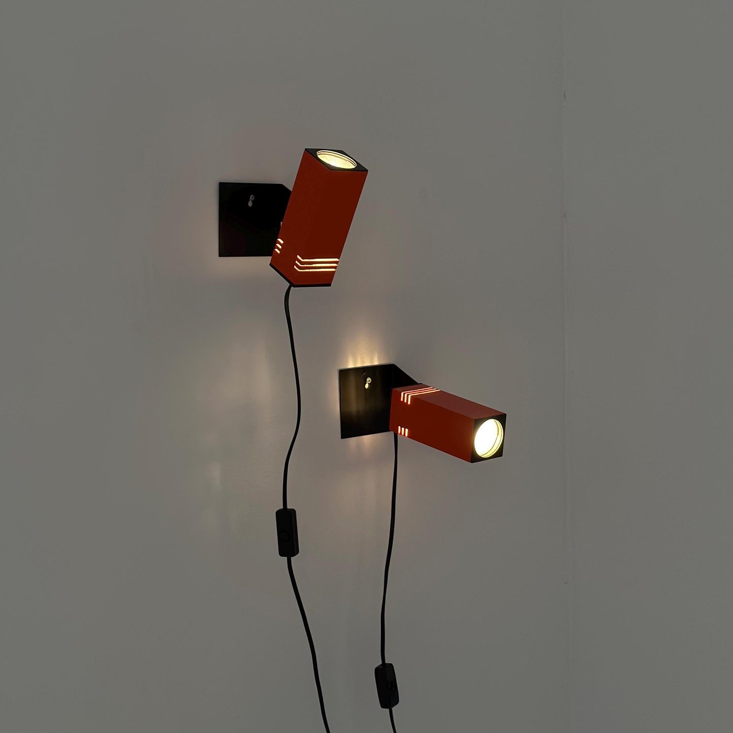 set of 2 mid century Spaceage orange and Black Metal Wall Lamp from Brilliant-Leuchten, 1970s Germany