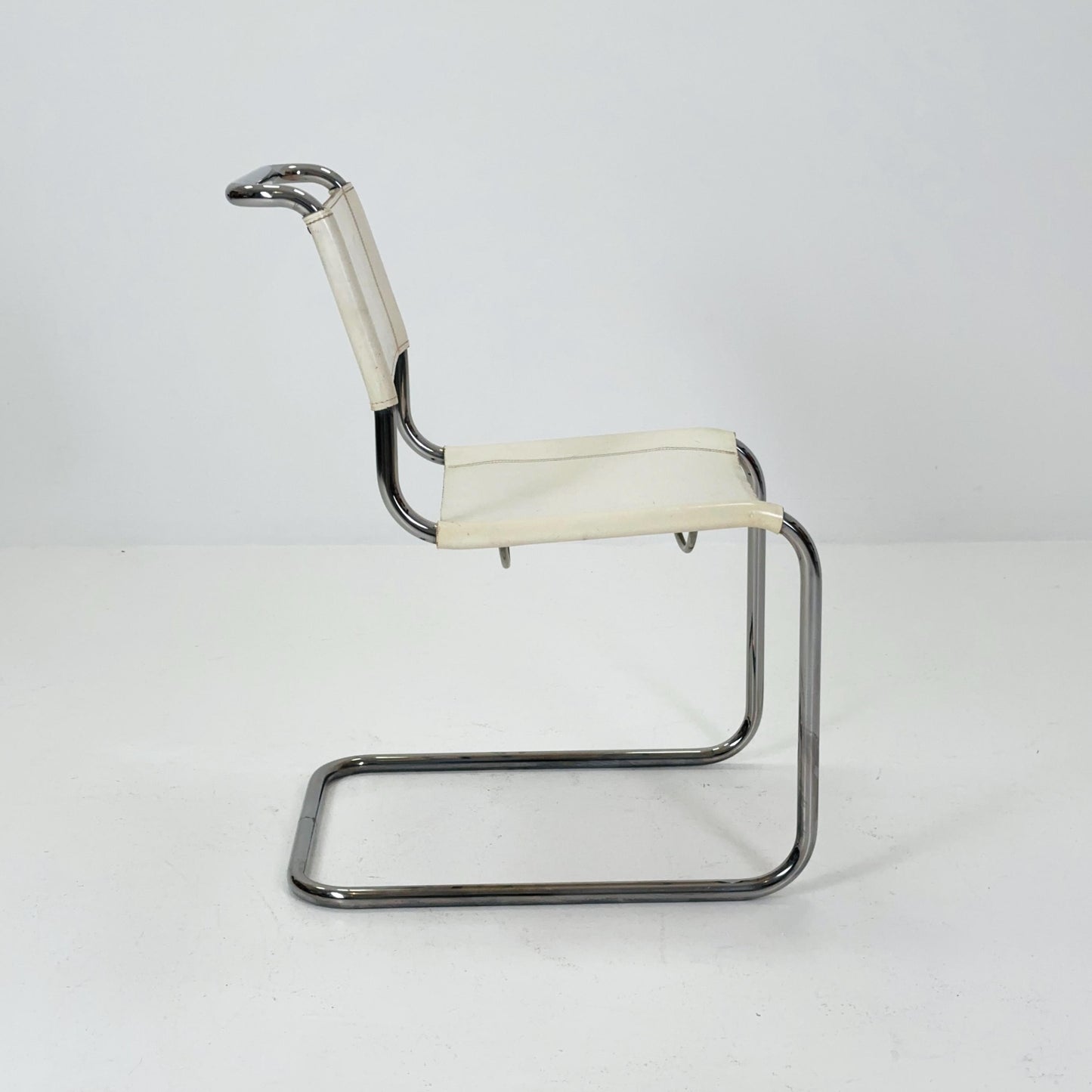 Mid-Century Vintage white S33 Chair by Mart Stam & Marcel Breuer from Thonet 1980s Germnay